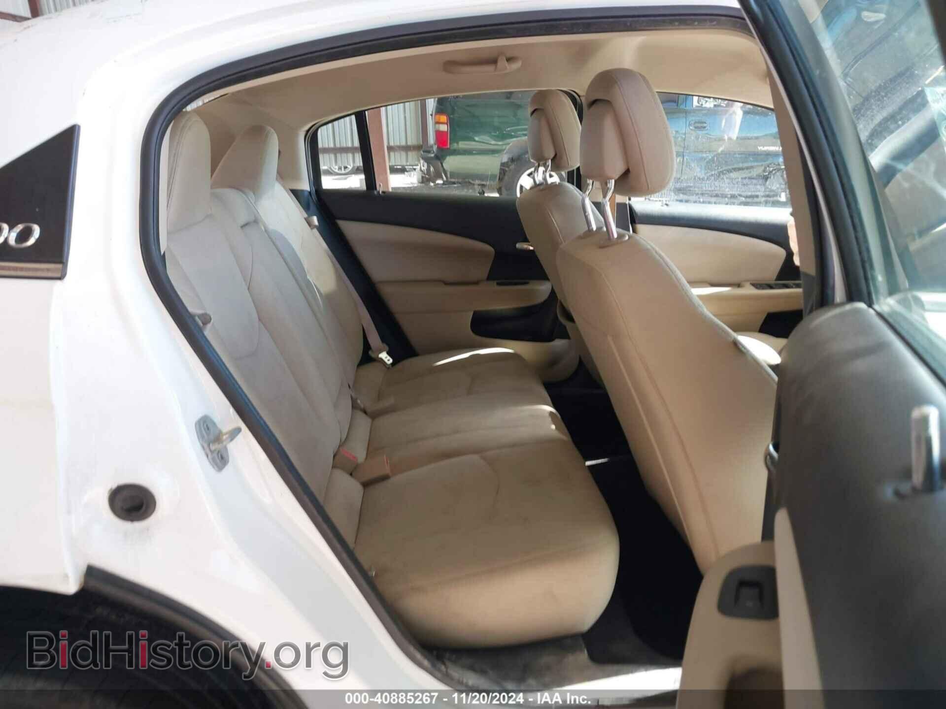 2011 CHRYSLER 200 - VIN: 1C3BC4FB2BN563657 - Фото 8
