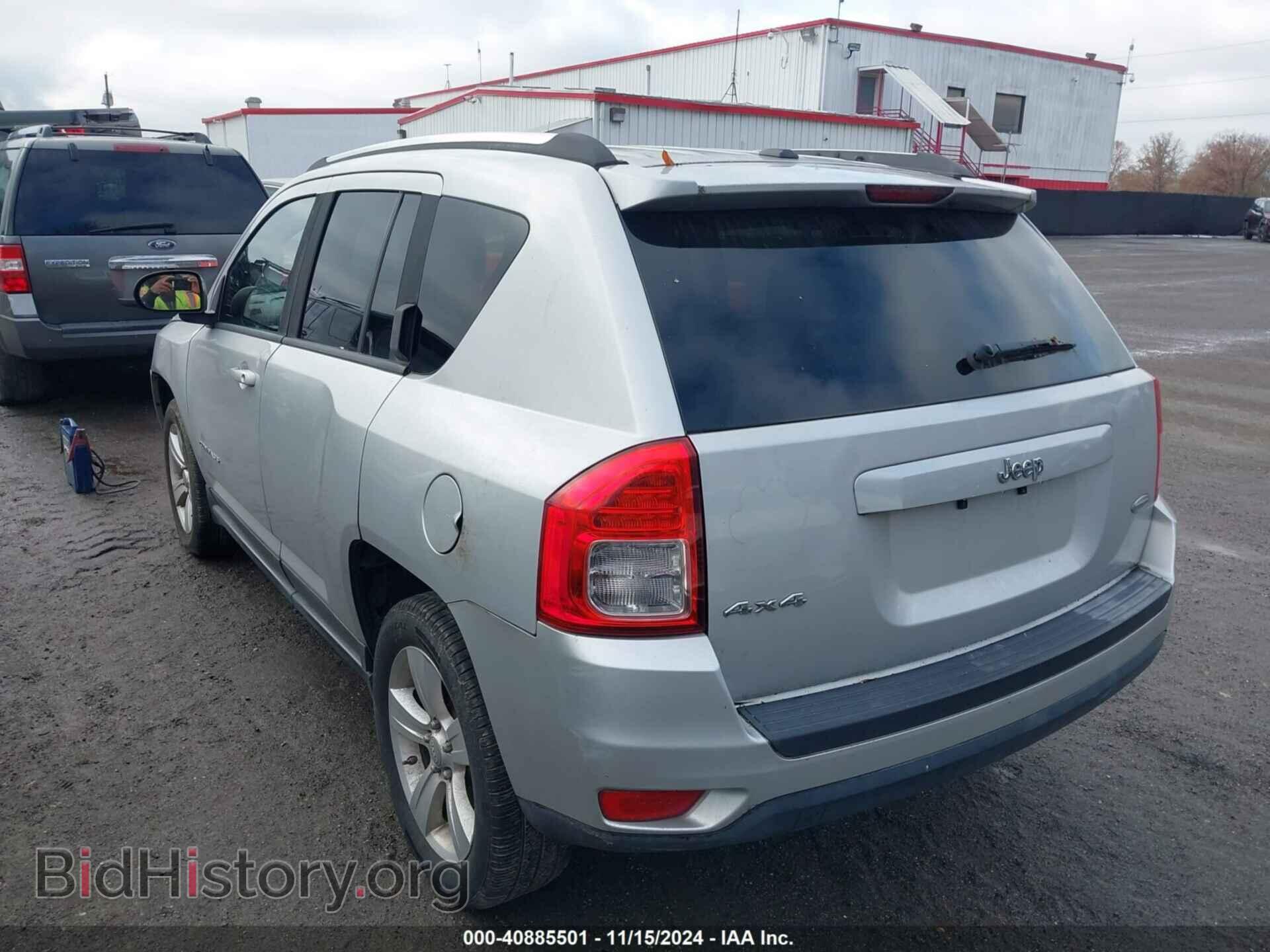 2012 JEEP COMPASS - VIN: 1C4NJDEBXCD717698 - Photo 3