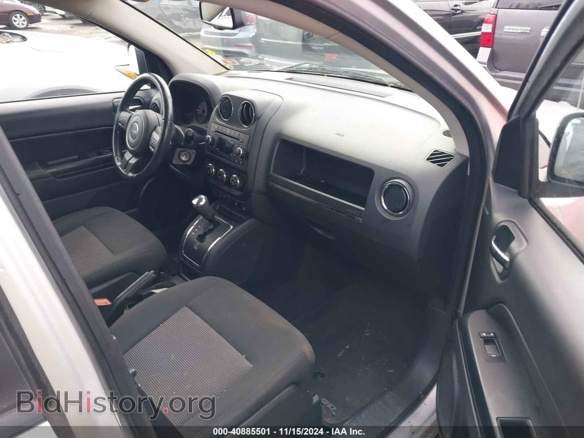 2012 JEEP COMPASS - VIN: 1C4NJDEBXCD717698 - Photo 5