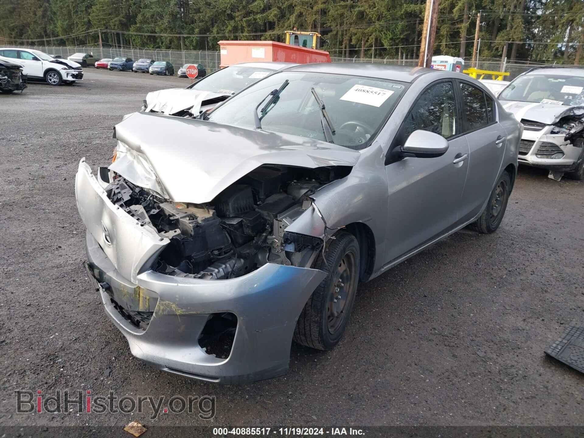 2013 MAZDA MAZDA3 - VIN: JM1BL1UP6D1821908 - Фото 2