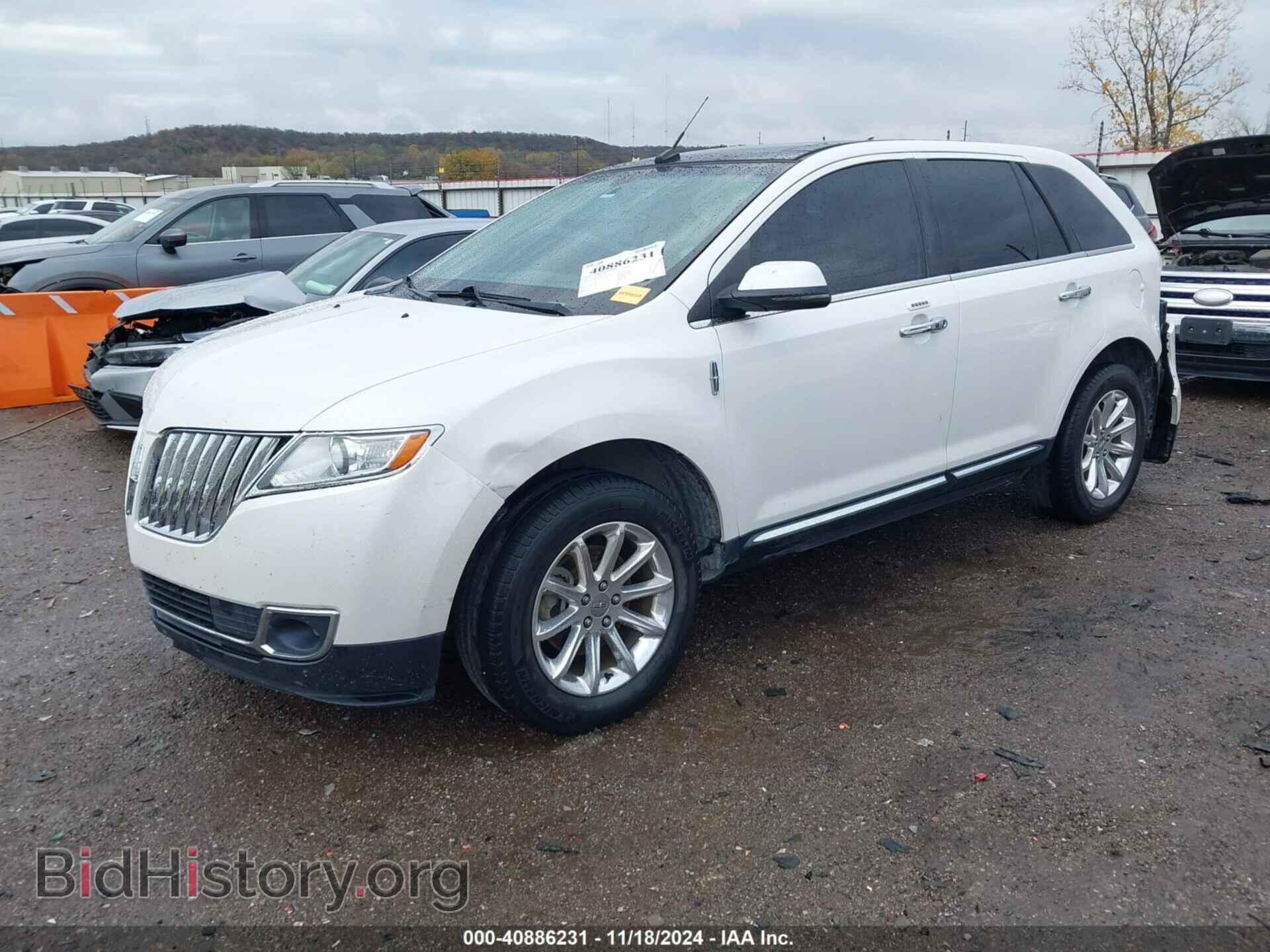2012 LINCOLN MKX - VIN: 2LMDJ6JK3CBL17565 - Photo 2
