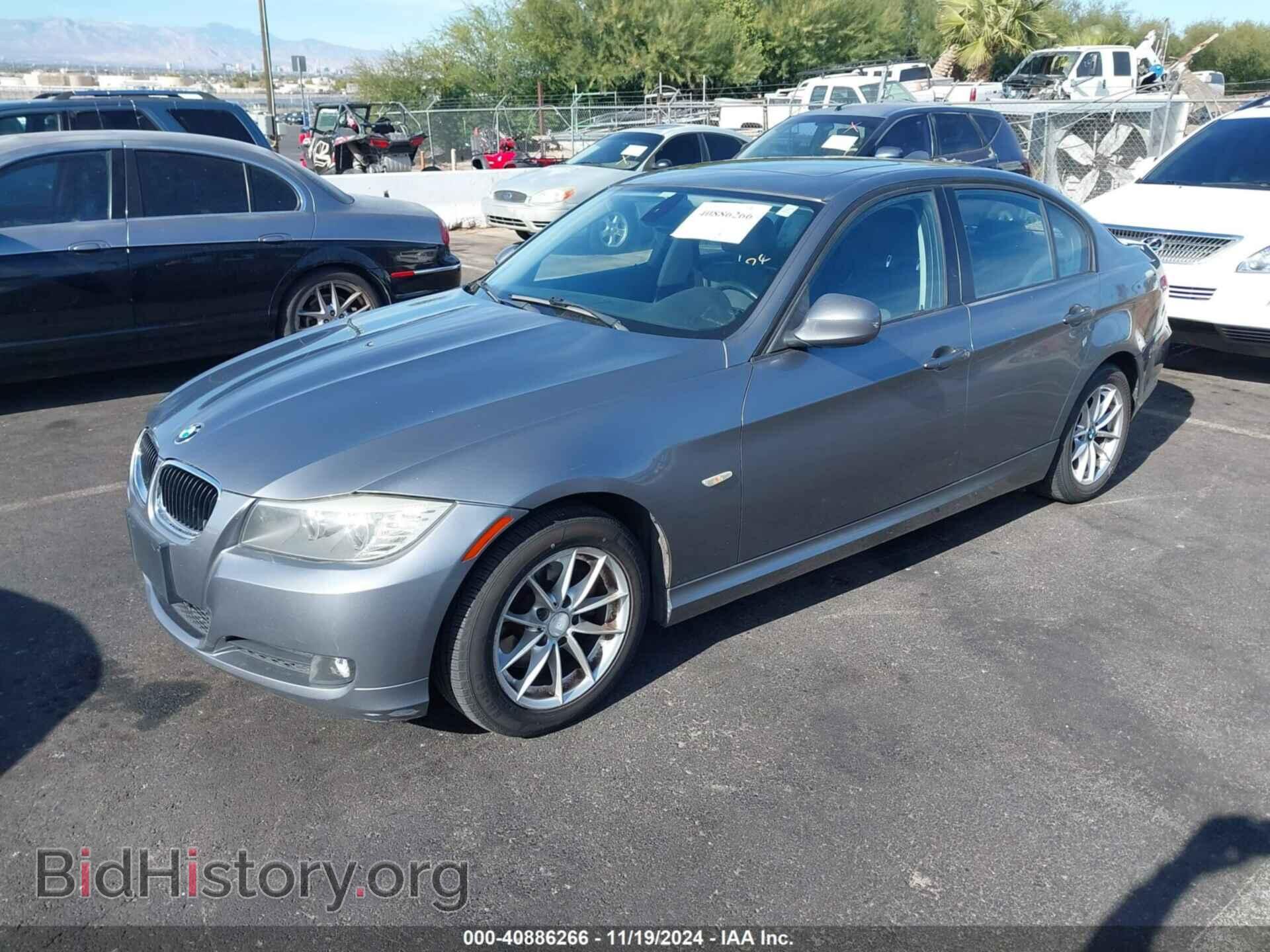 2010 BMW 328I - VIN: WBAPH7C53AE129780 - Фото 2