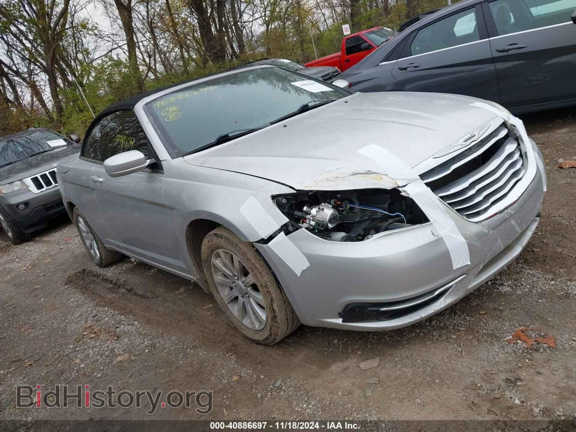 Фотография 1C3BC2EB4BN529001 - CHRYSLER 200 2011