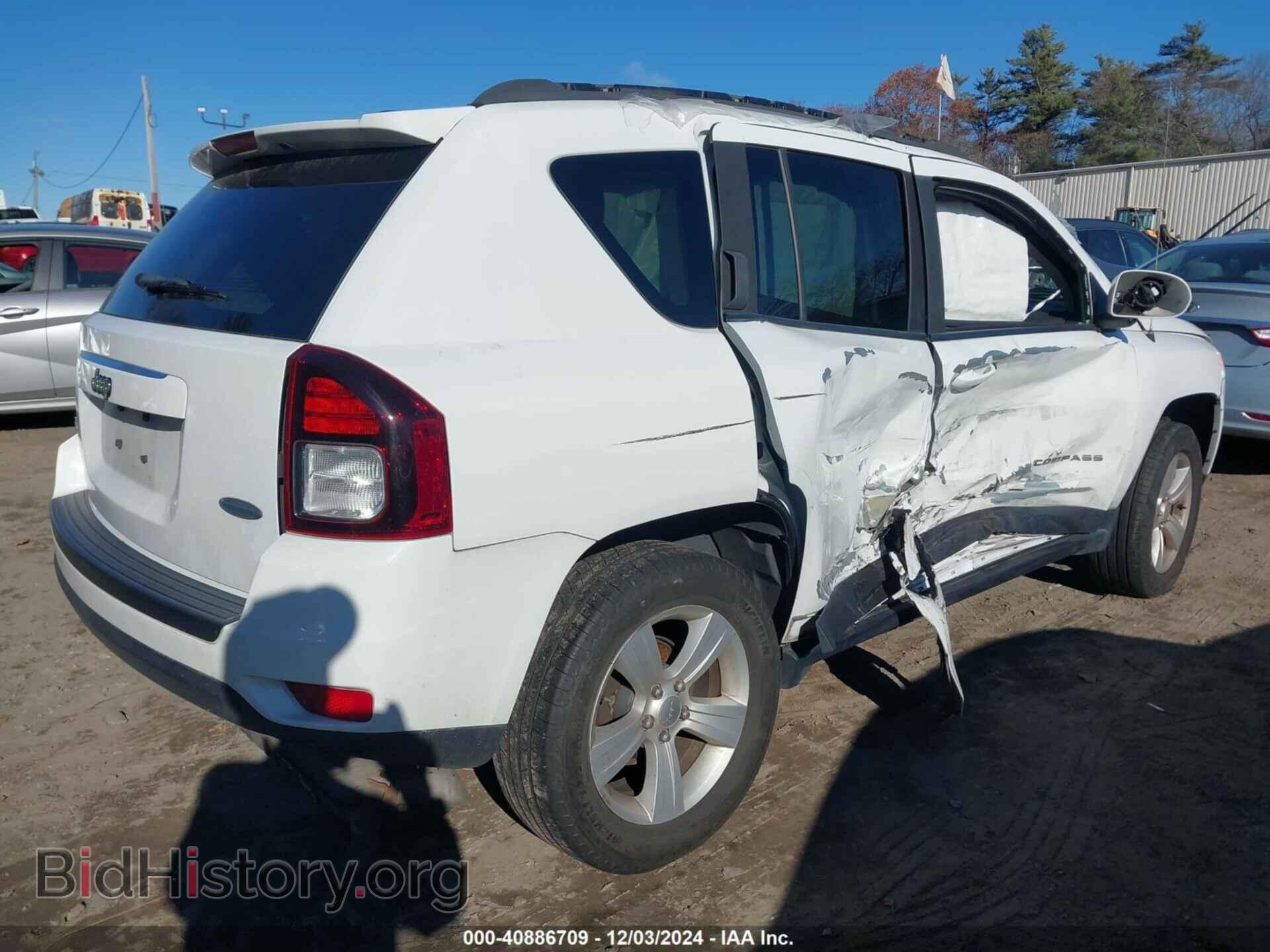 2015 JEEP COMPASS - VIN: 1C4NJDEB5FD303250 - Фото 4