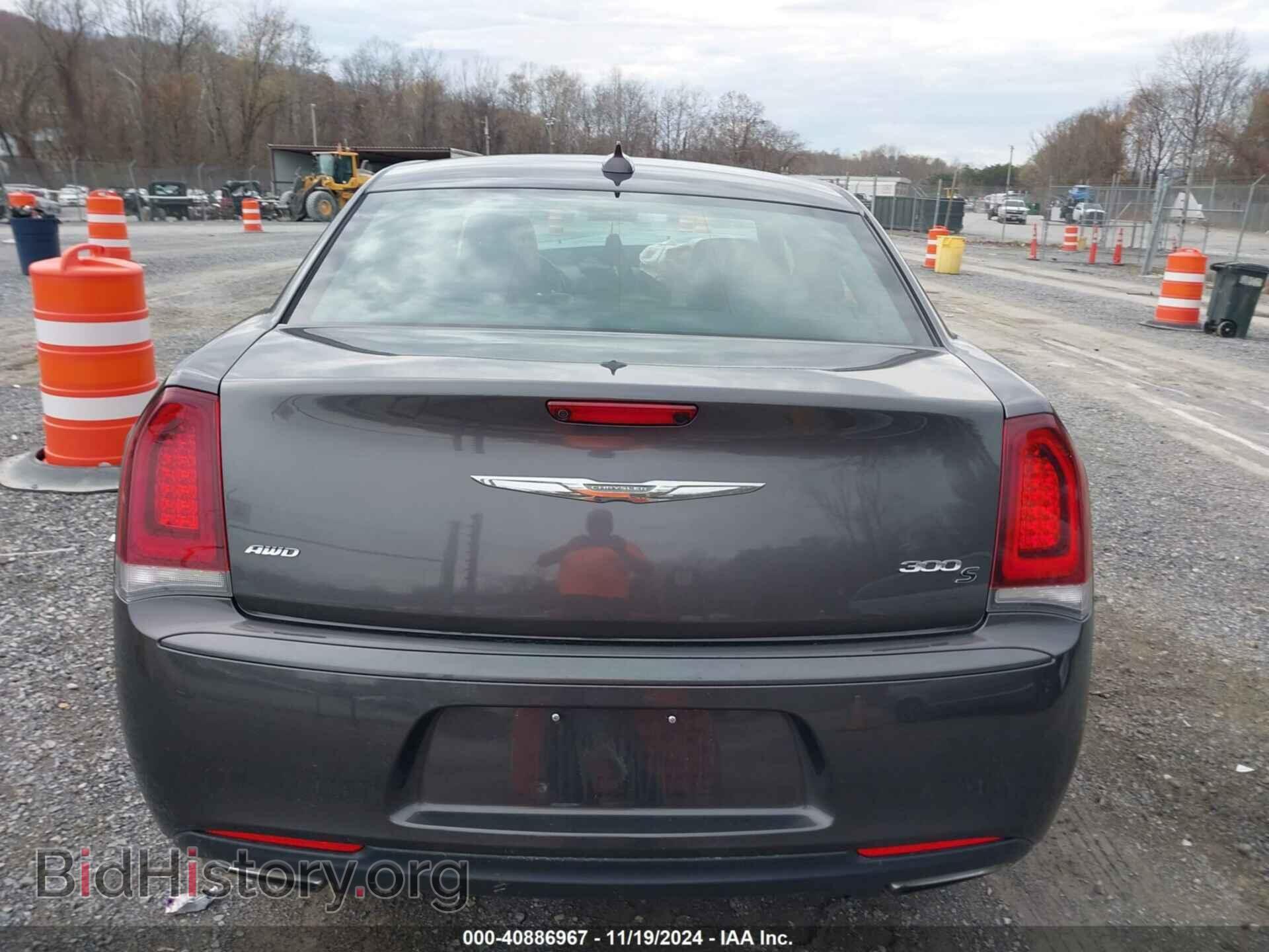 2017 CHRYSLER 300 - VIN: 2C3CCAGG1HH628237 - Фото 16