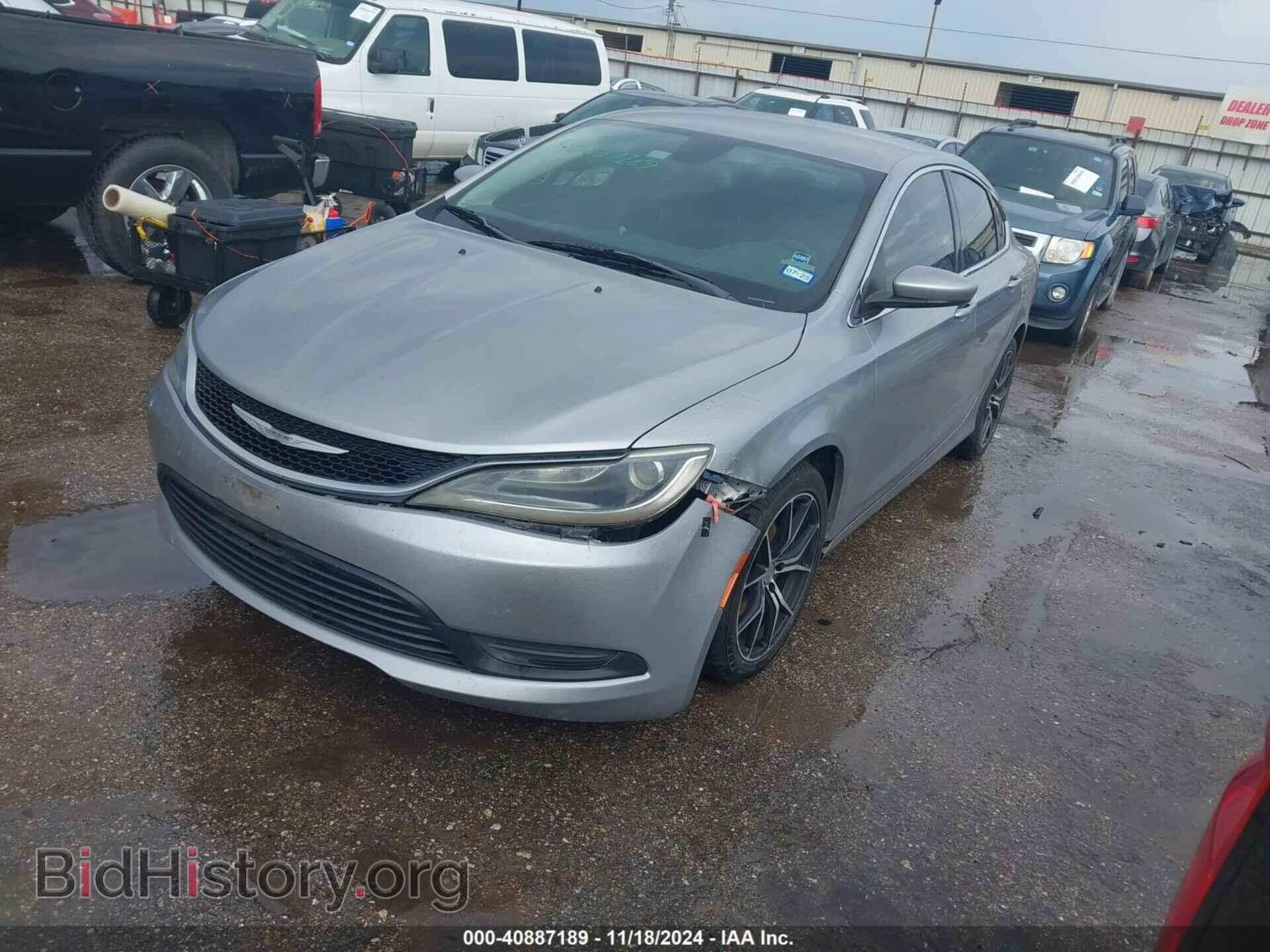 2015 CHRYSLER 200 - VIN: 1C3CCCFB9FN560775 - Photo 2