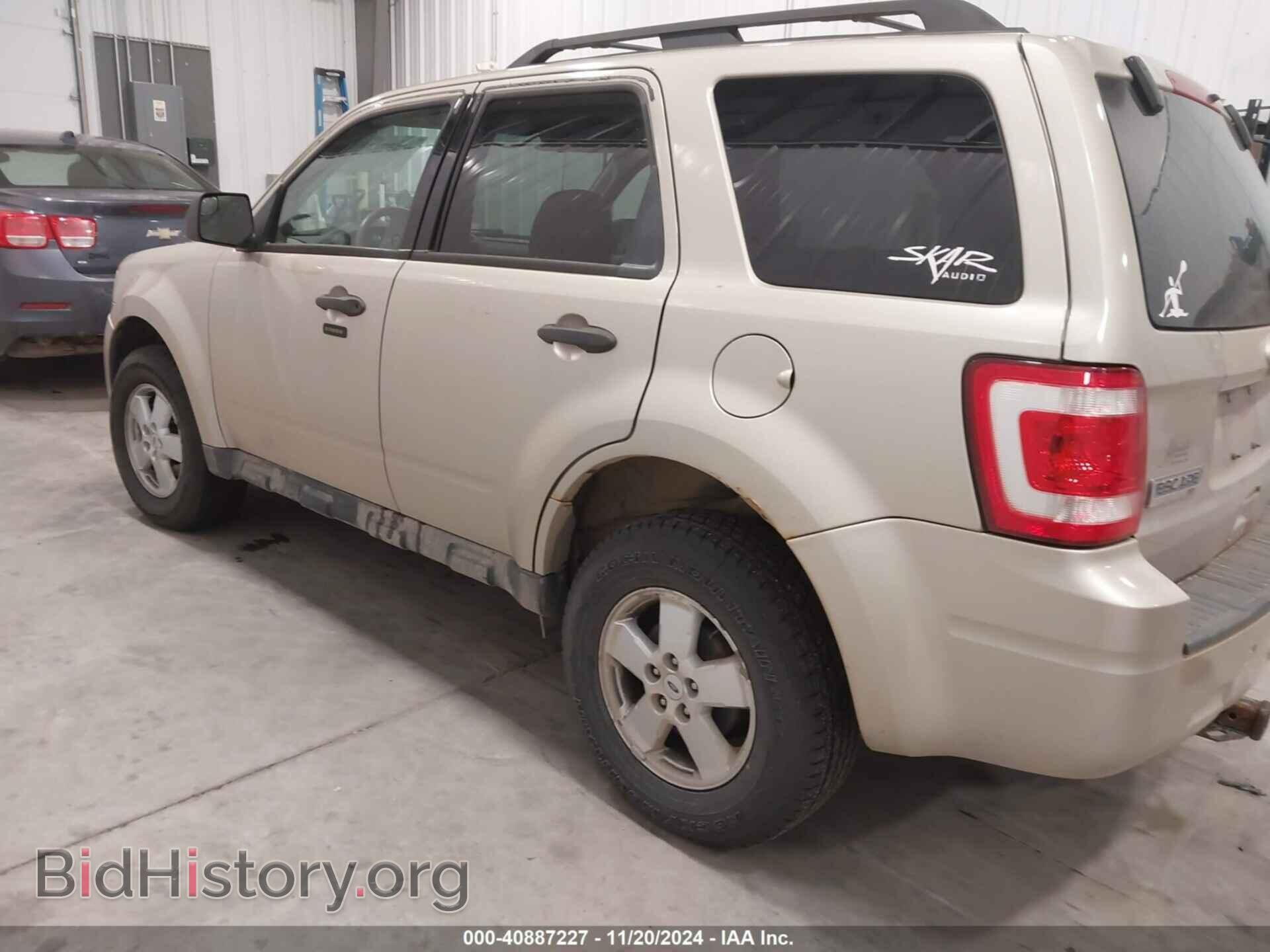 2010 FORD ESCAPE - VIN: 1FMCU9DG1AKC21265 - Фото 3