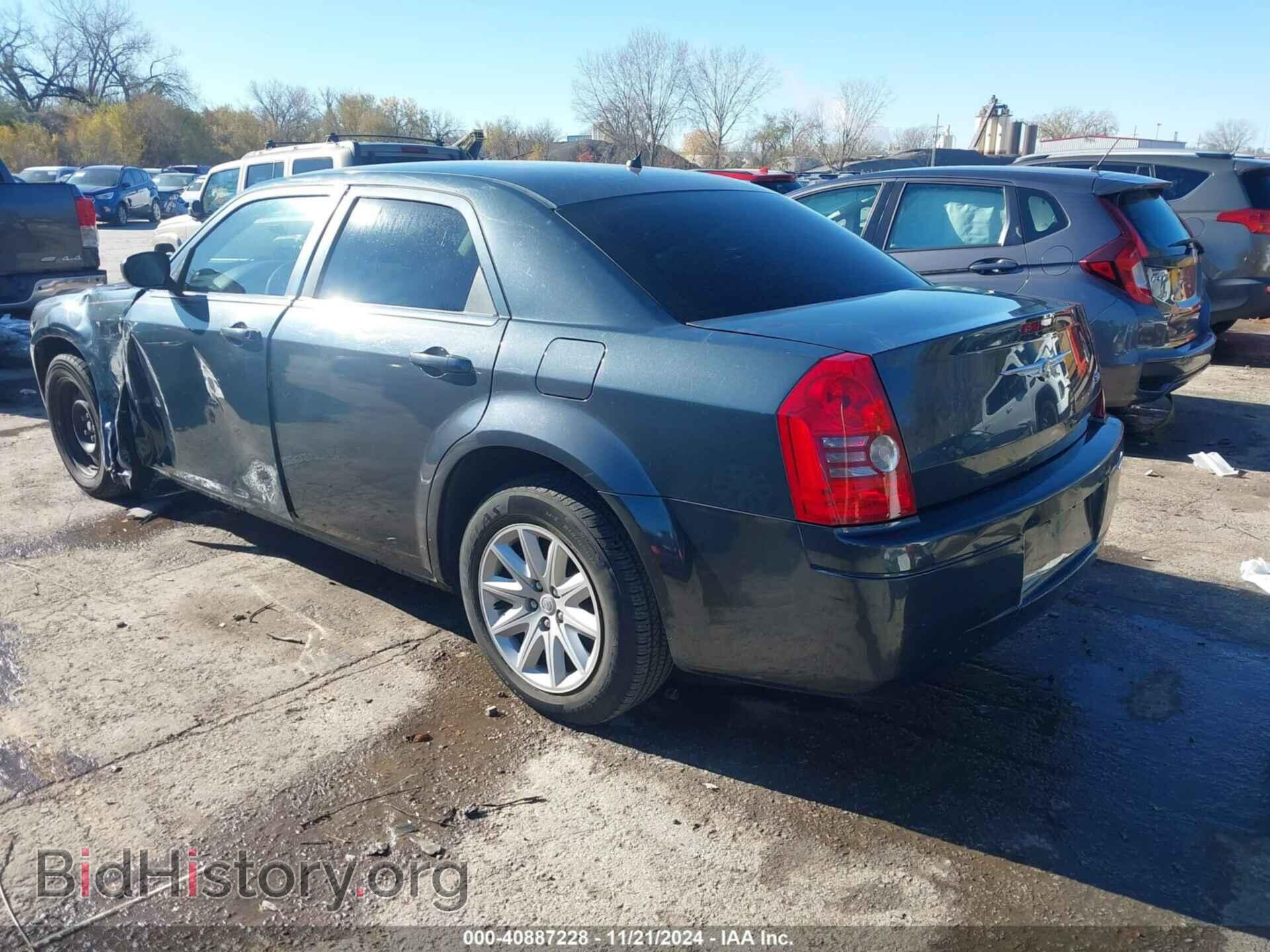 2008 CHRYSLER 300 - VIN: 2C3LA43R48H258531 - Фото 3