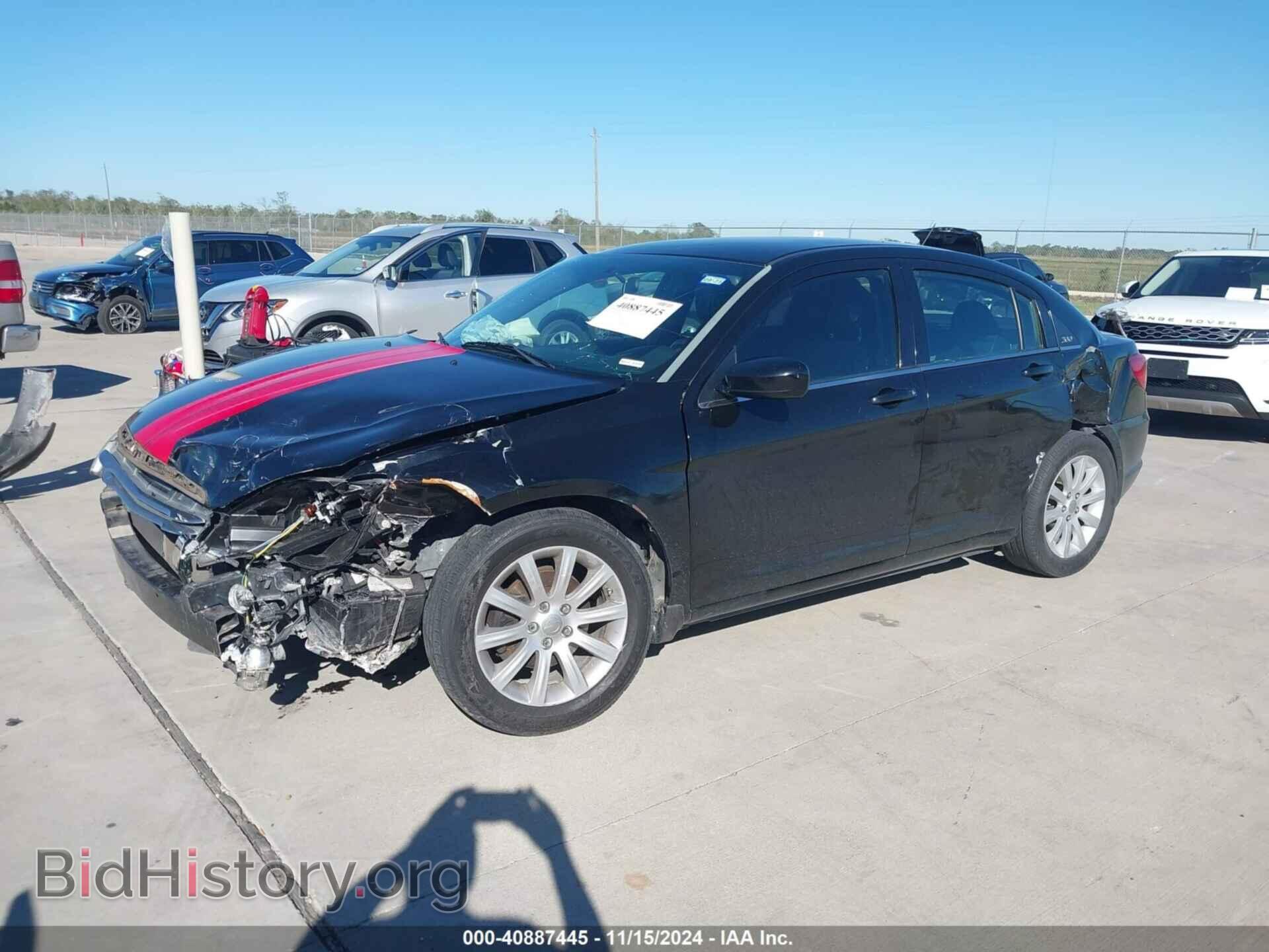 2014 CHRYSLER 200 - VIN: 1C3CCBBB6EN107499 - Фото 2