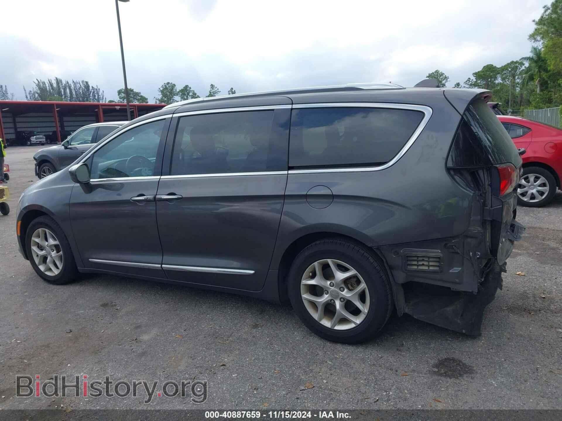 2019 CHRYSLER PACIFICA - VIN: 2C4RC1BG9KR657709 - Фото 14