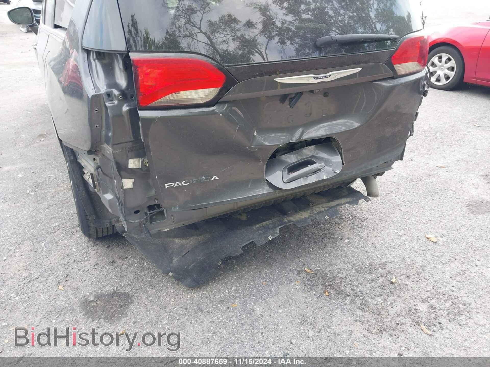 2019 CHRYSLER PACIFICA - VIN: 2C4RC1BG9KR657709 - Фото 6
