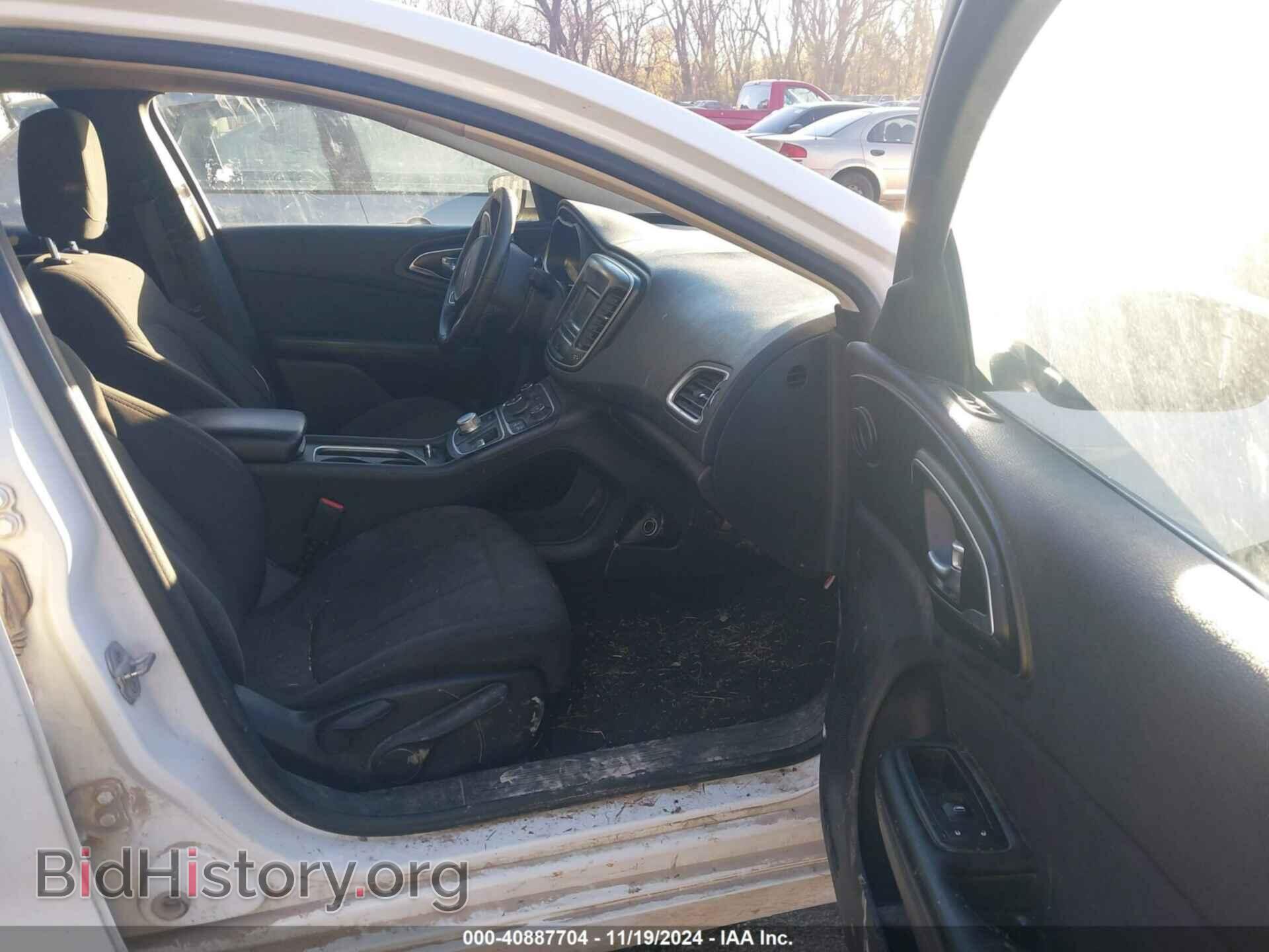 2015 CHRYSLER 200 - VIN: 1C3CCCAB8FN650264 - Фото 5