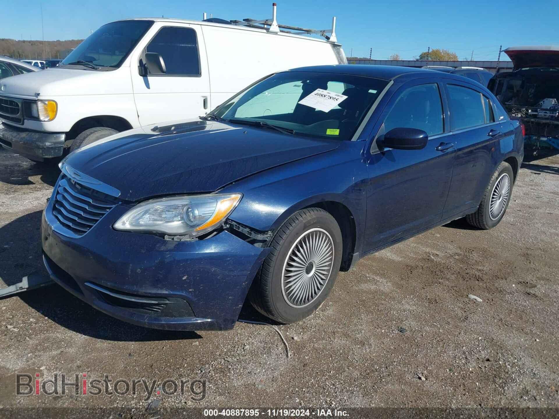 2013 CHRYSLER 200 - VIN: 1C3CCBAB1DN691570 - Фото 2