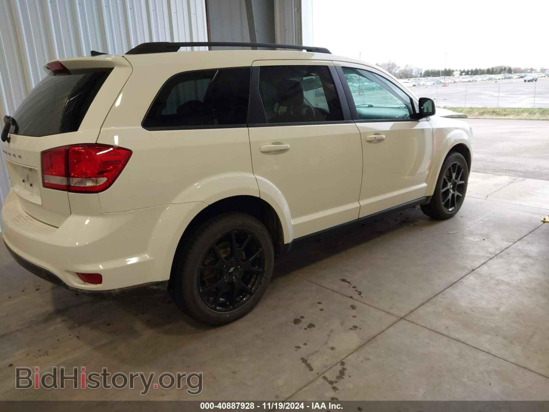 2019 DODGE JOURNEY - VIN: 3C4PDCBB9KT798328 - Фото 4