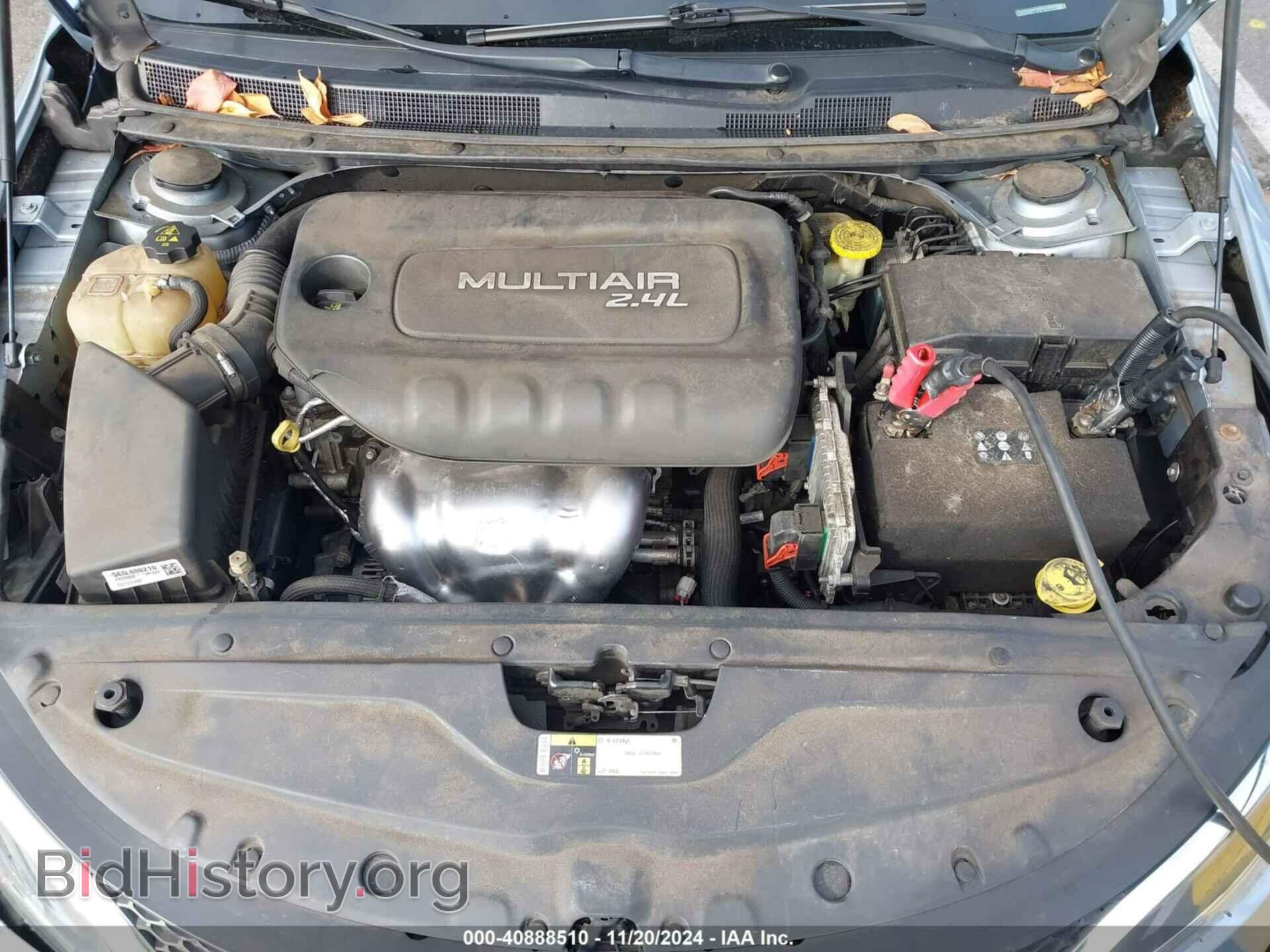 2015 CHRYSLER 200 - VIN: 1C3CCCAB5FN720058 - Photo 10