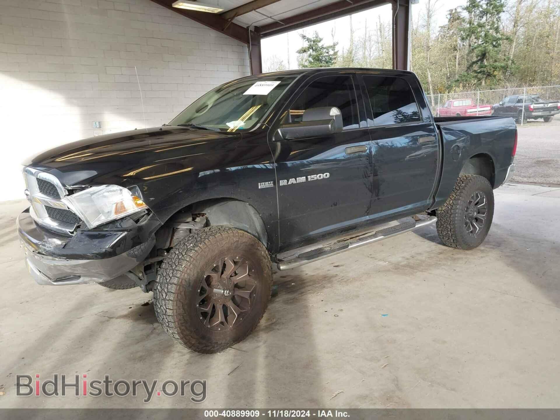 2011 RAM RAM 1500 - VIN: 1D7RV1CT5BS605598 - Фото 2