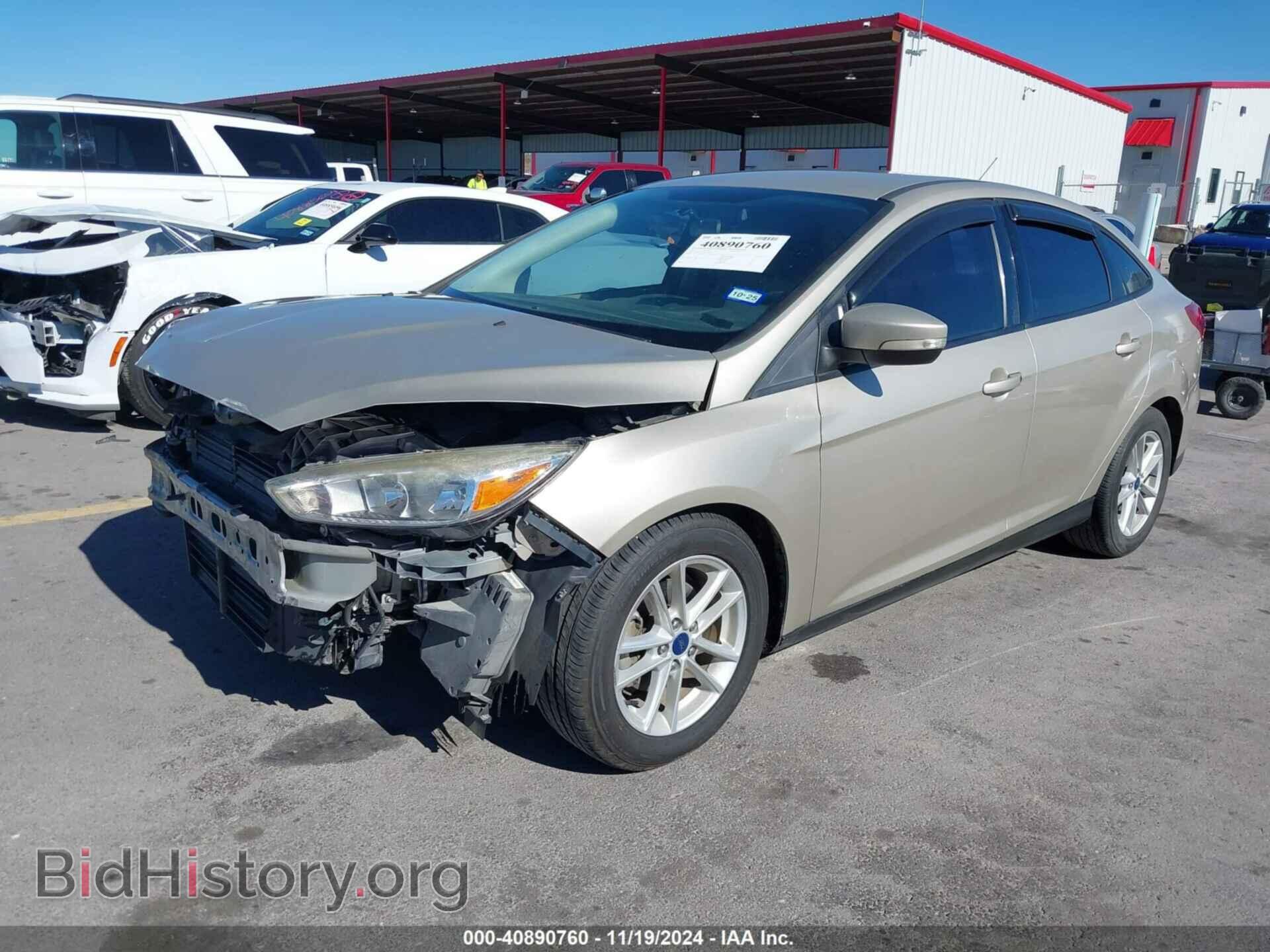 2017 FORD FOCUS - VIN: 1FADP3F2XHL318831 - Photo 2