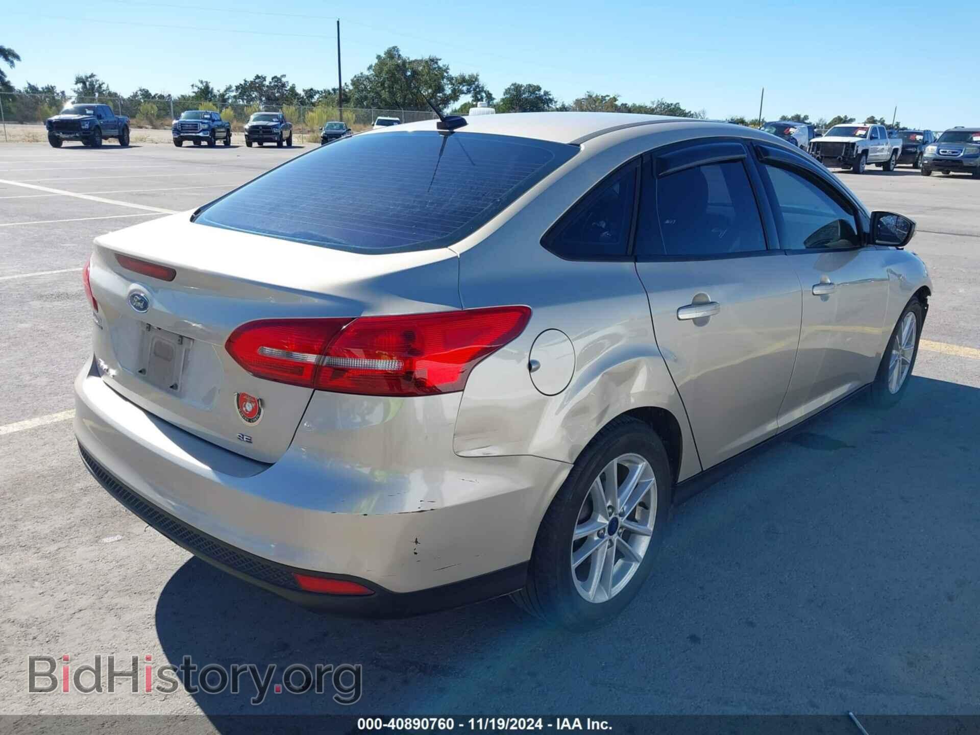 2017 FORD FOCUS - VIN: 1FADP3F2XHL318831 - Photo 4