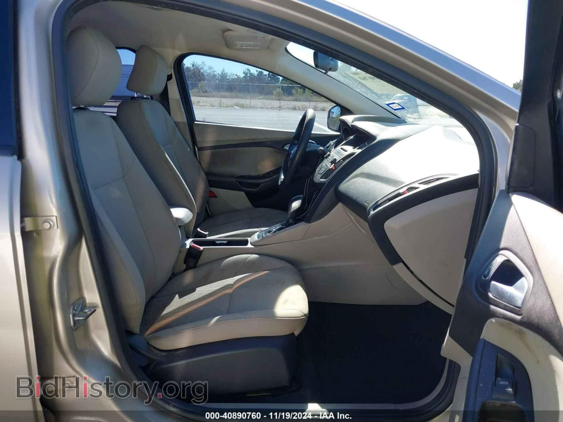 2017 FORD FOCUS - VIN: 1FADP3F2XHL318831 - Photo 5