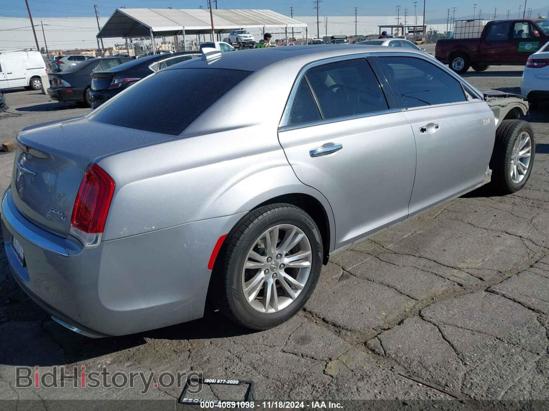 2017 CHRYSLER 300C - VIN: 2C3CCAEG9HH564337 - Фото 4
