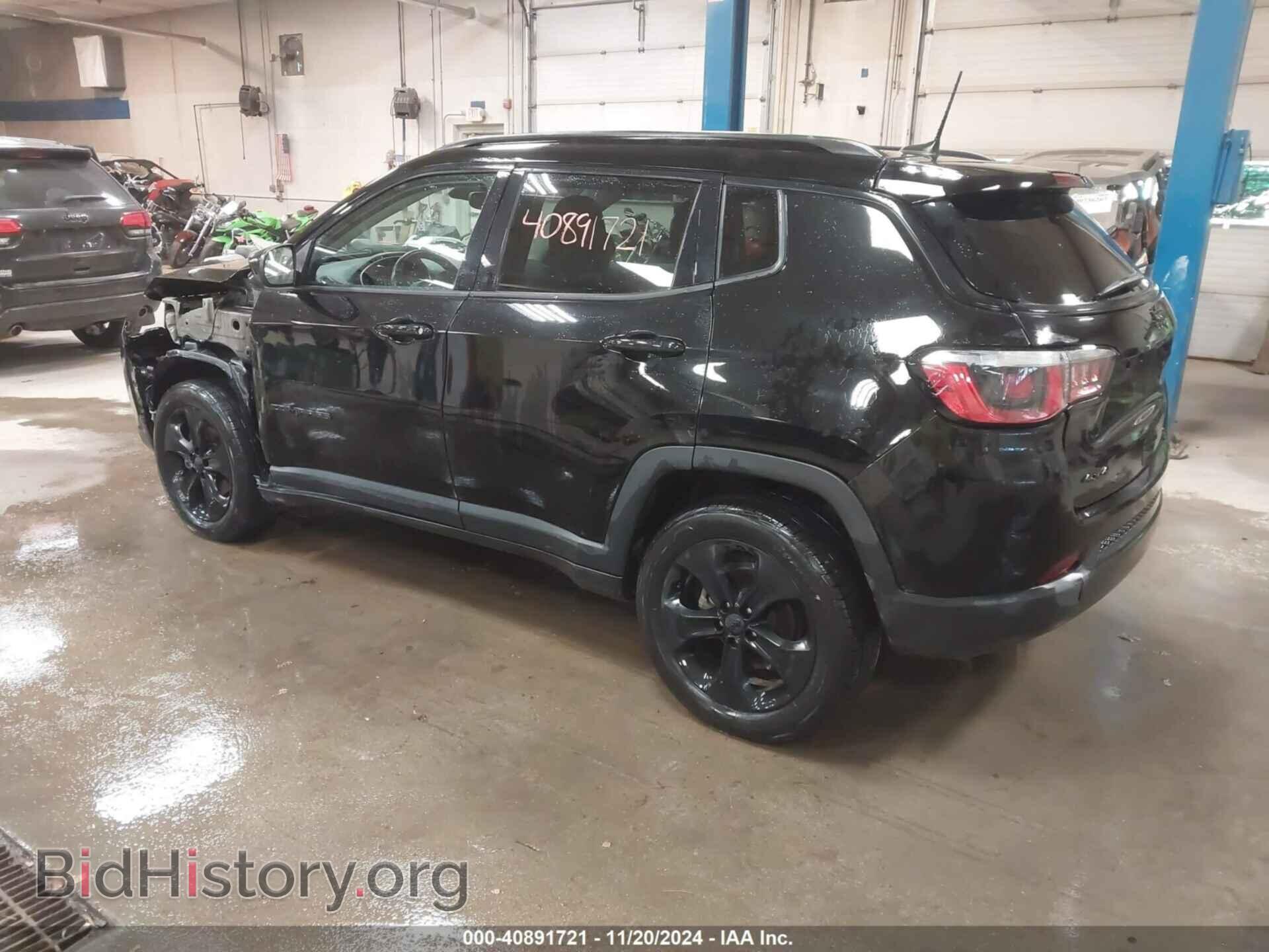 2019 JEEP COMPASS - VIN: 3C4NJDBB9KT828627 - Фото 3