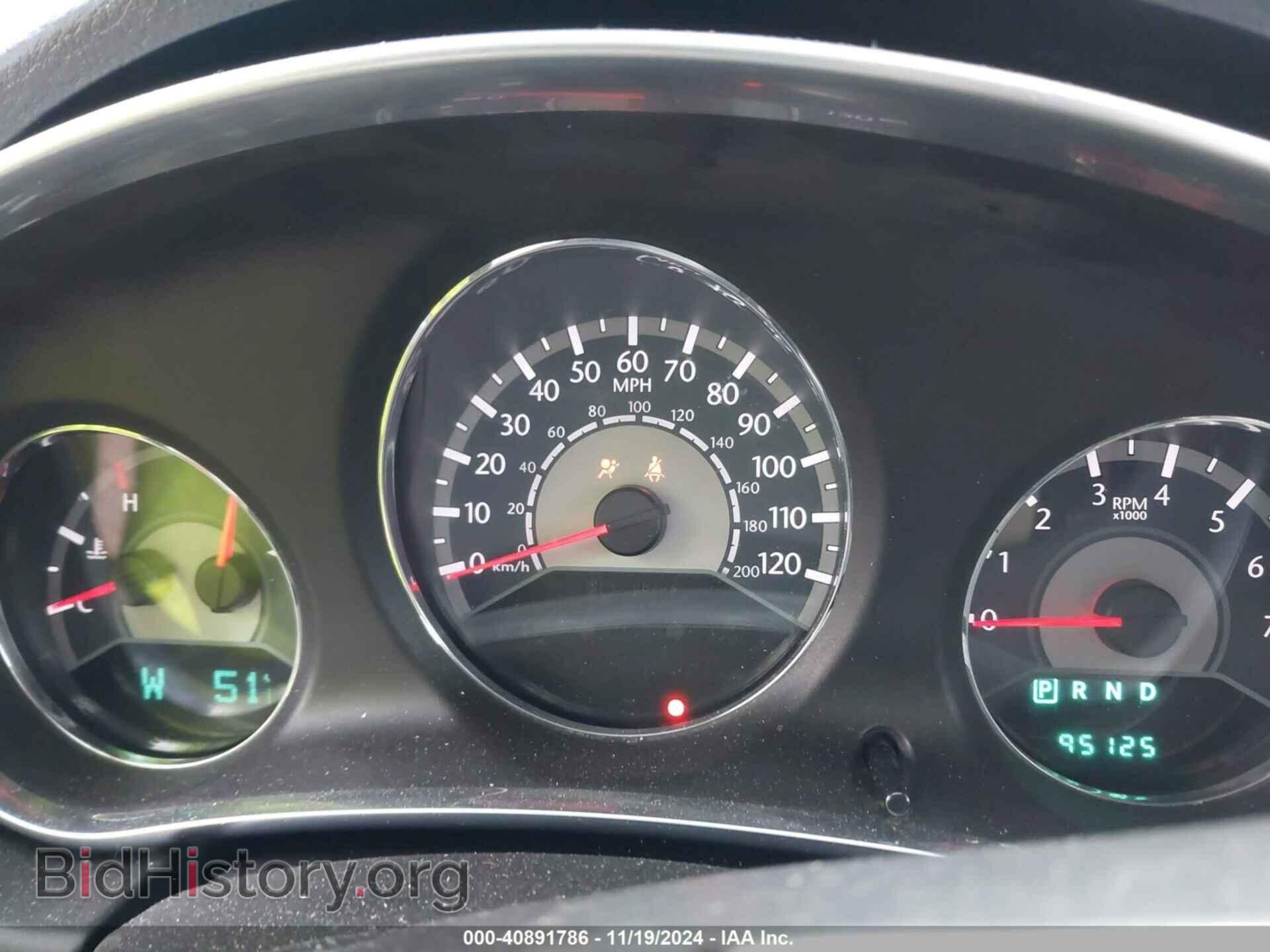 2012 CHRYSLER 200 - VIN: 1C3BCBFG2CN279463 - Фото 7