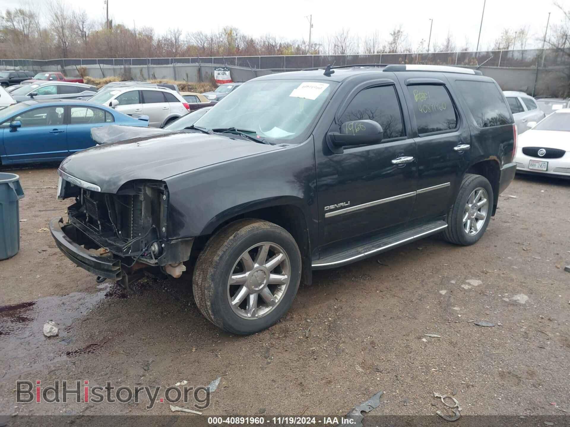 2011 GMC YUKON - VIN: 1GKS2EEF4BR138026 - Фото 2