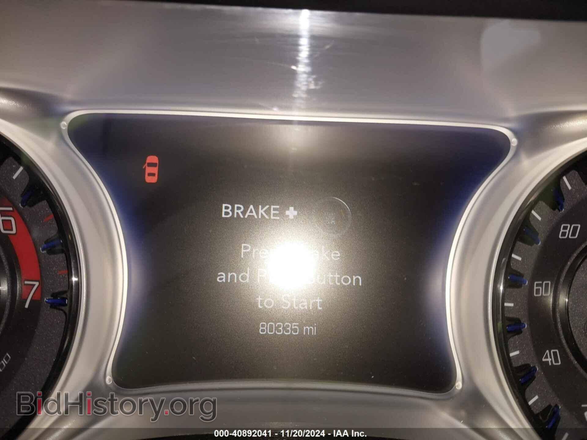 2019 CHRYSLER 300 - VIN: 2C3CCABT2KH614097 - Фото 7