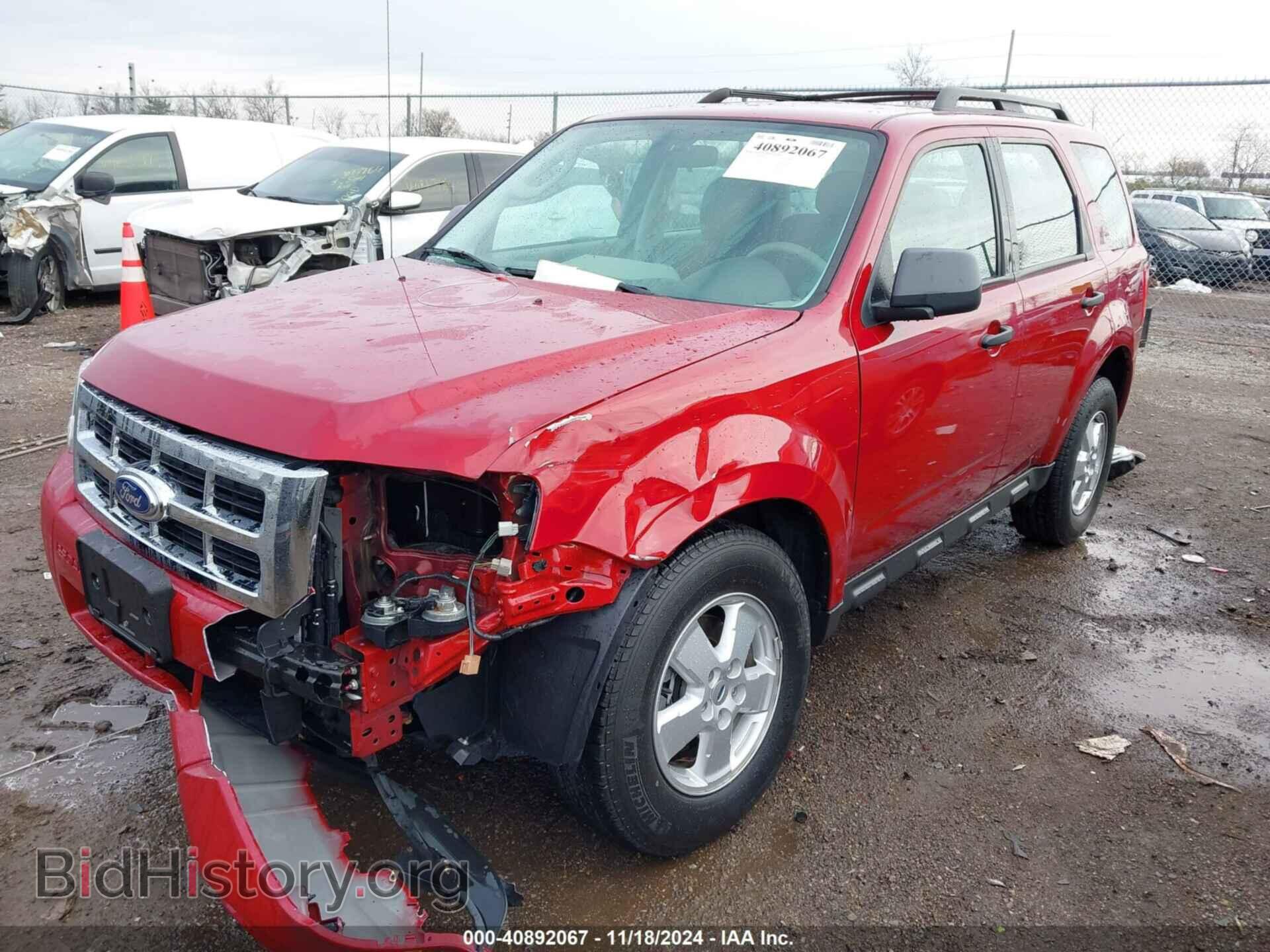 2010 FORD ESCAPE - VIN: 1FMCU0C73AKD12177 - Фото 2