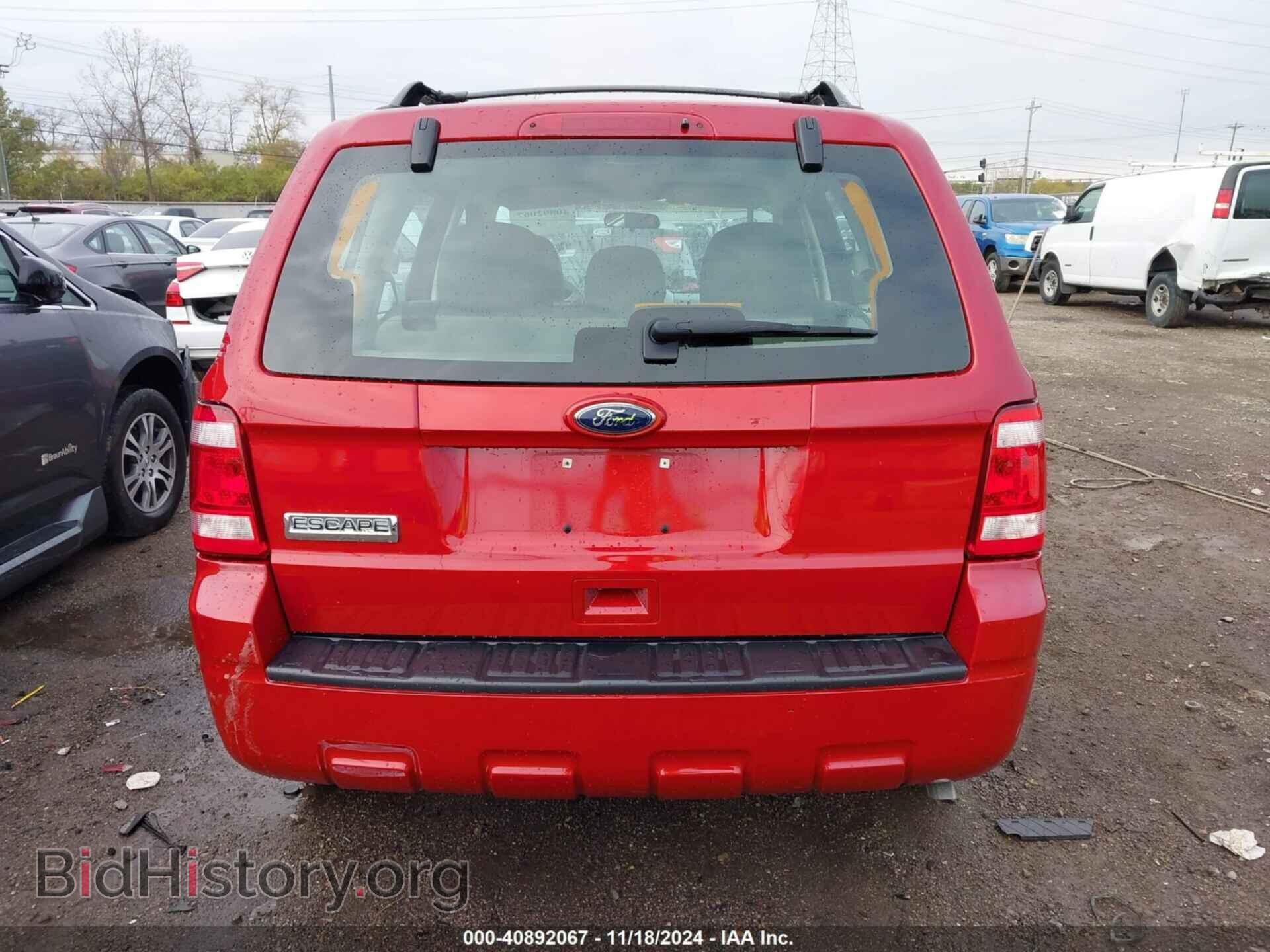 2010 FORD ESCAPE - VIN: 1FMCU0C73AKD12177 - Фото 17