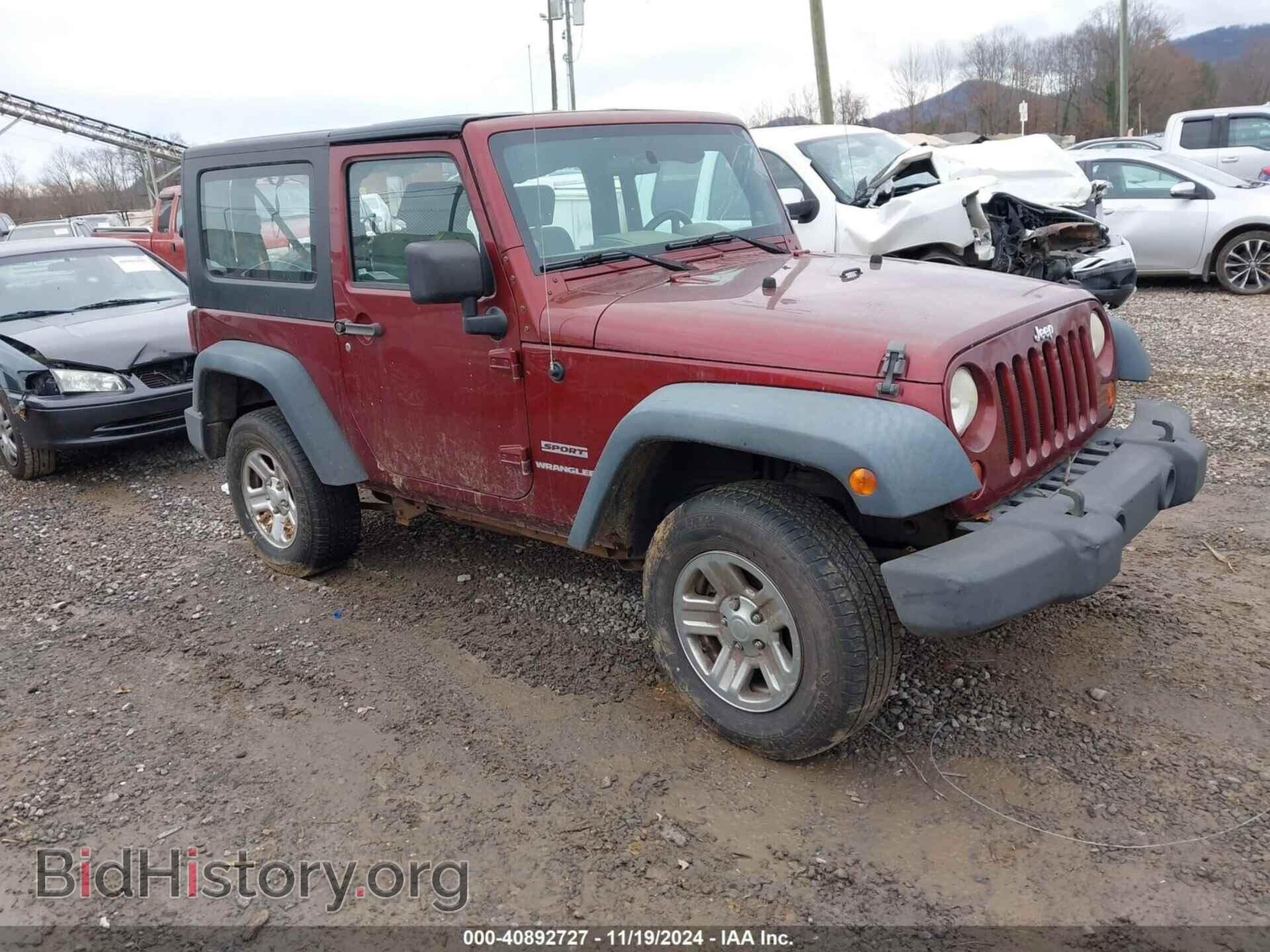 Фотография 1J4AA2D11AL167073 - JEEP WRANGLER 2010