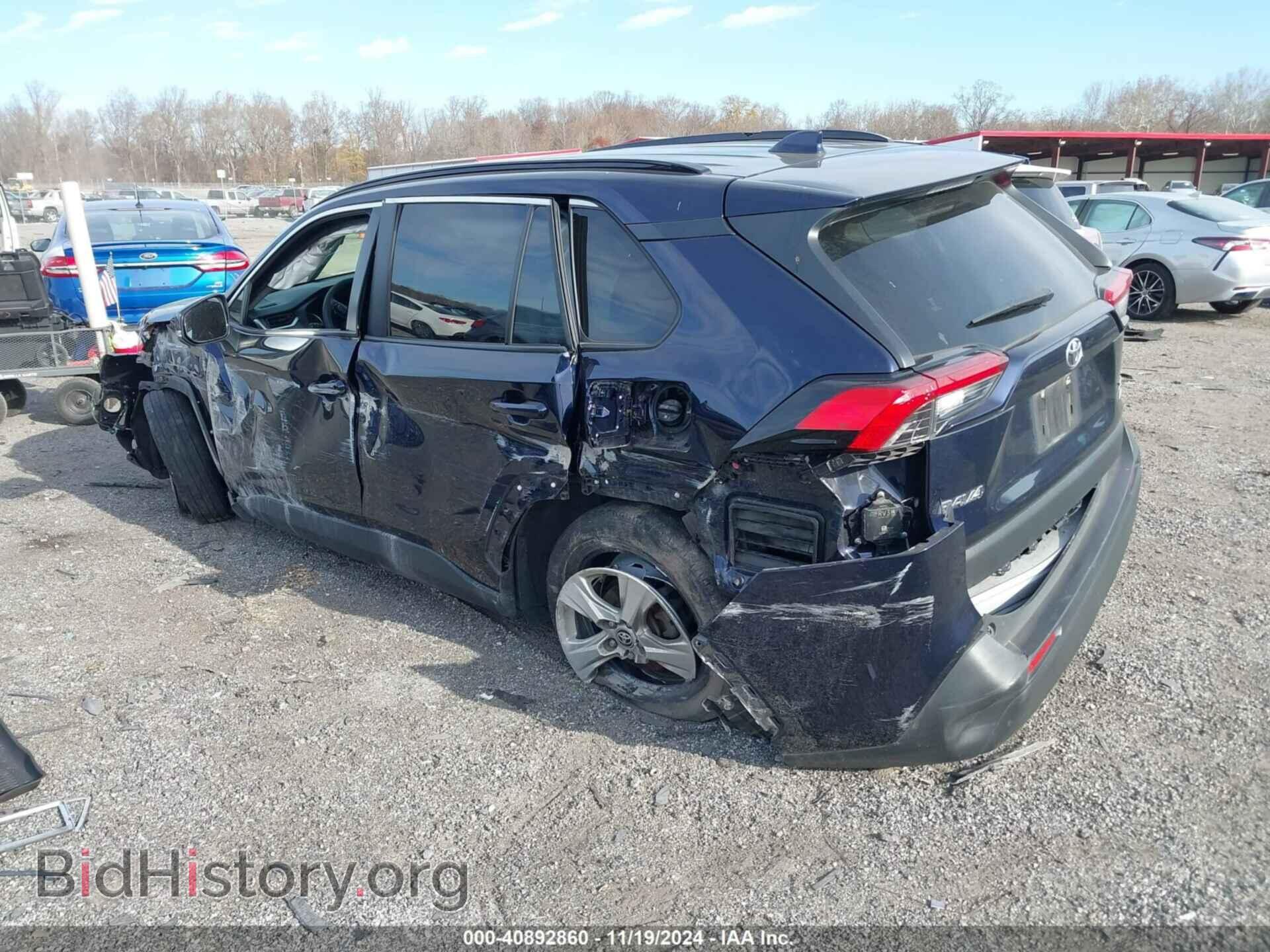 2021 TOYOTA RAV4 - VIN: JTMP1RFV5MD077335 - Фото 3