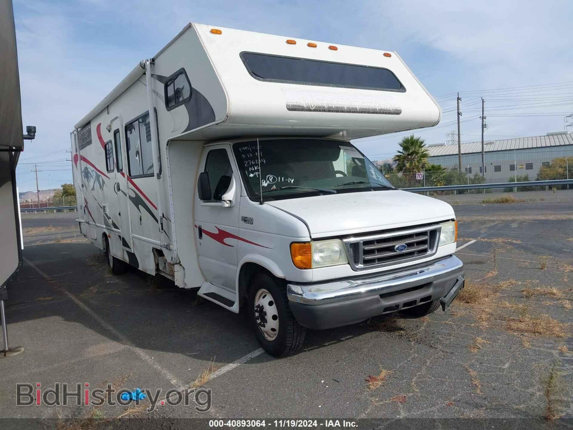 Photo 1FDXE45S55HB37599 - FORD E-450 CUTAWAY 2005
