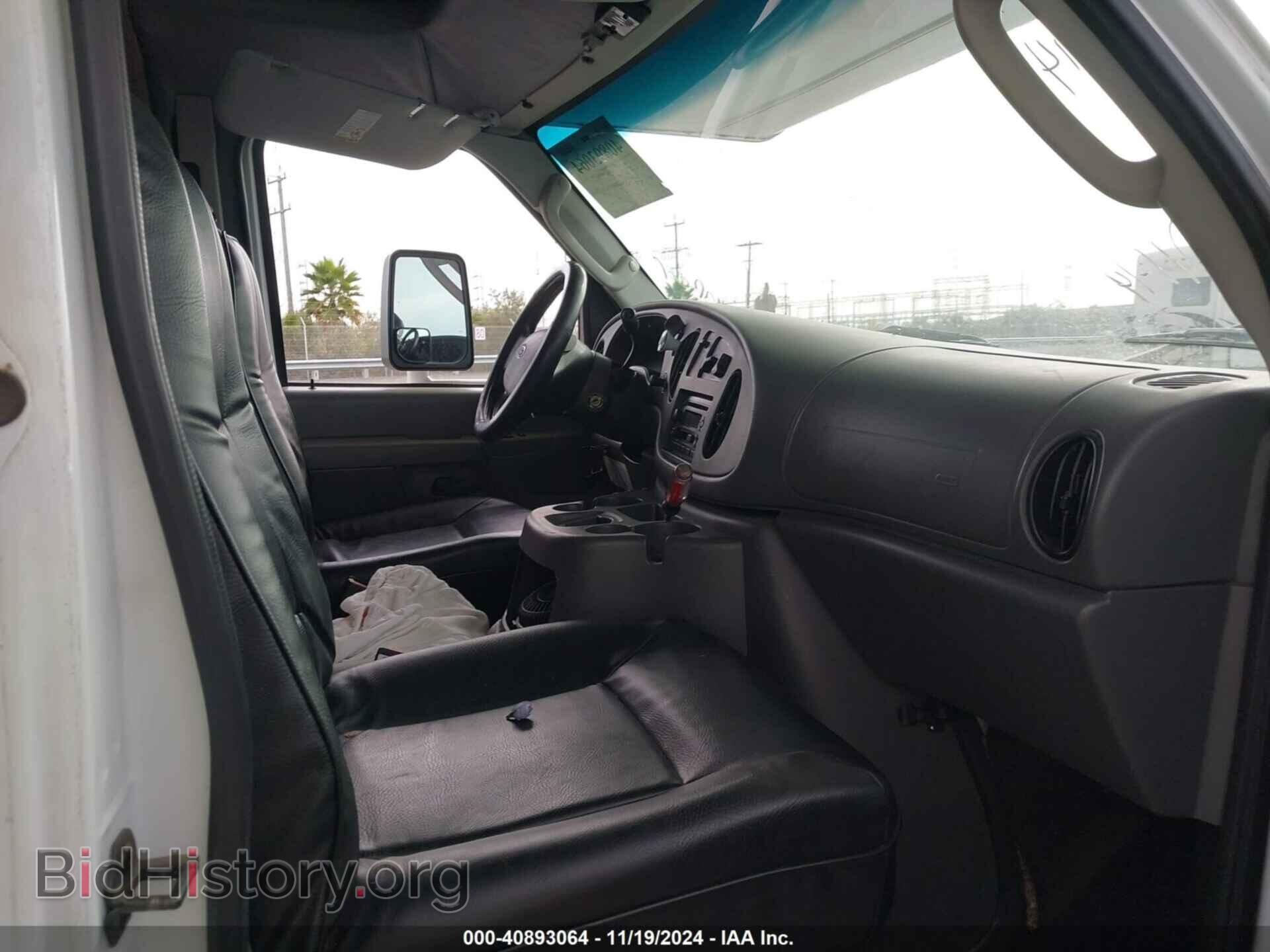 2005 FORD E-450 CUTAWAY - VIN: 1FDXE45S55HB37599 - Фото 13
