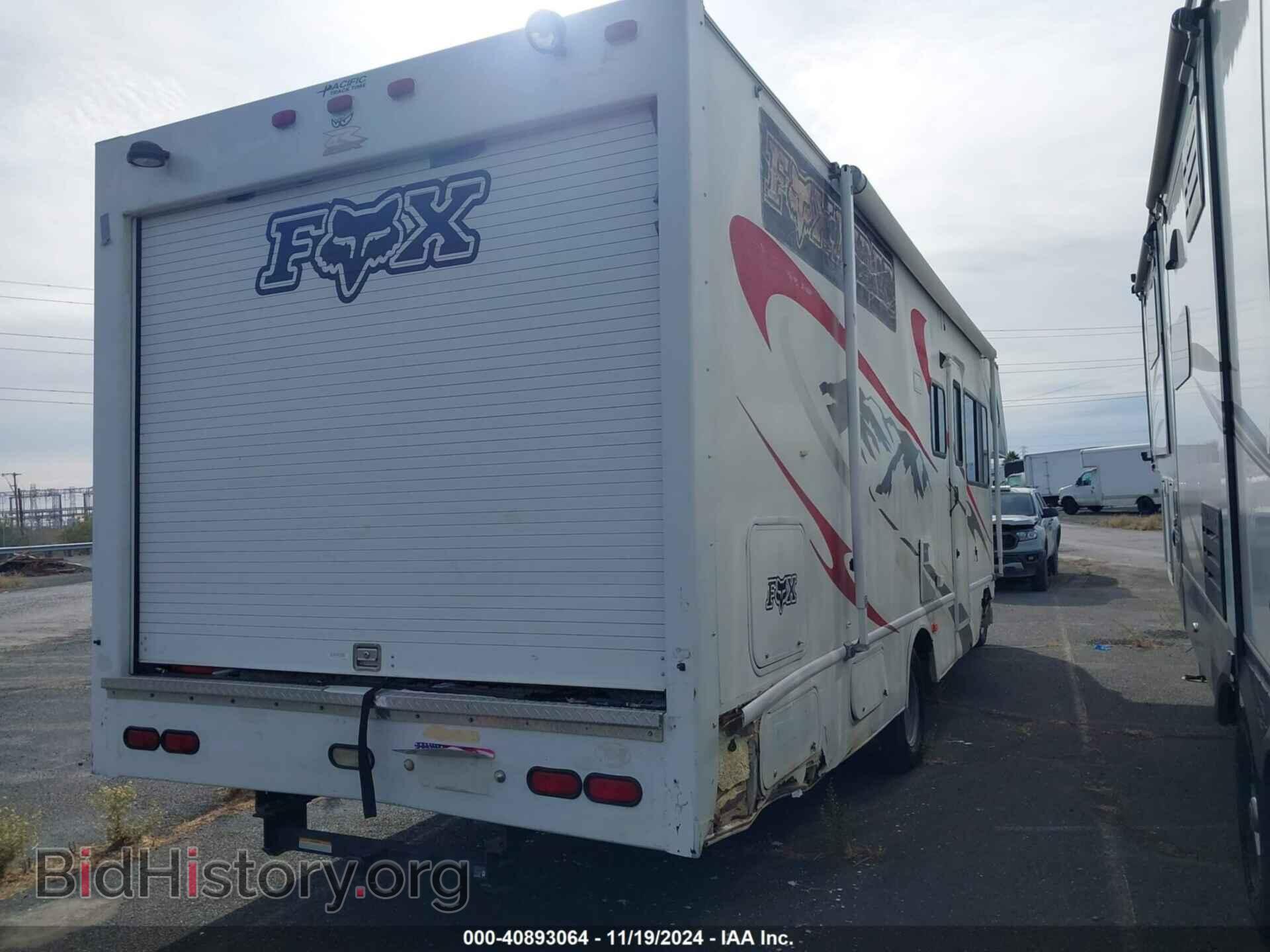 2005 FORD E-450 CUTAWAY - VIN: 1FDXE45S55HB37599 - Фото 4