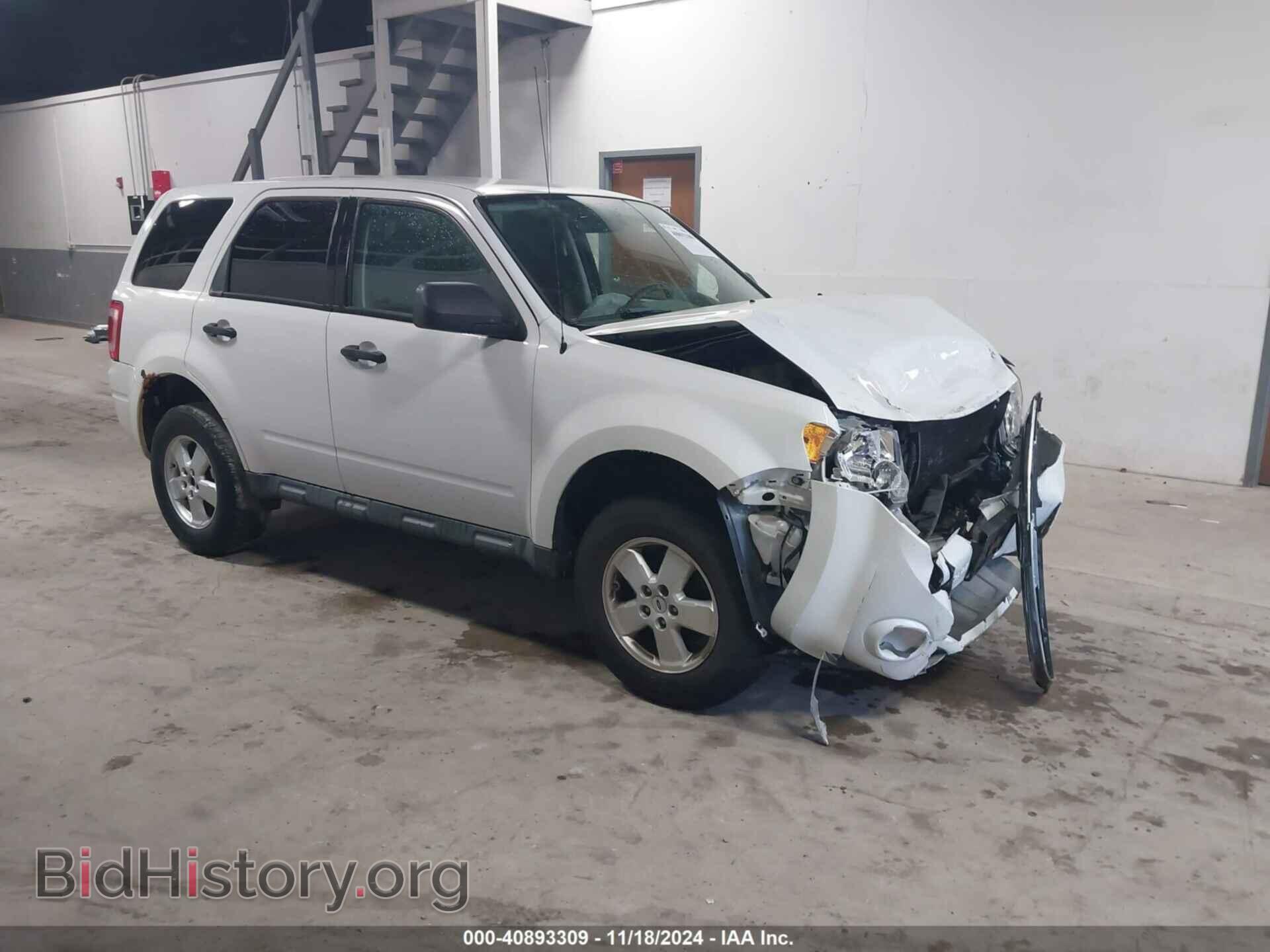 Фотография 1FMCU0C76CKC20080 - FORD ESCAPE 2012