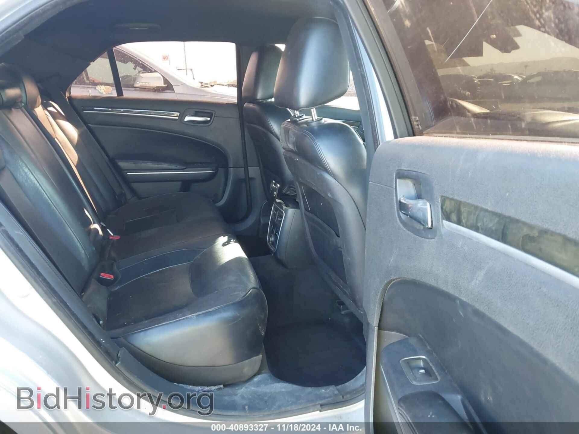 2012 CHRYSLER 300C - VIN: 2C3CCAET4CH242582 - Photo 8