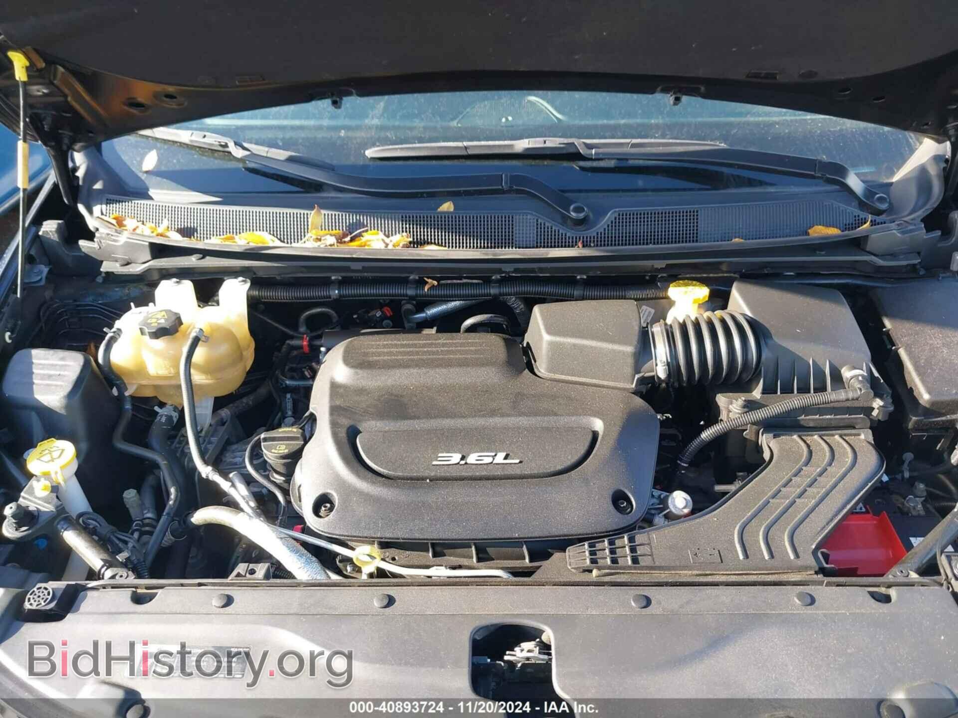 2018 CHRYSLER PACIFICA - VIN: 2C4RC1EGXJR156757 - Фото 10