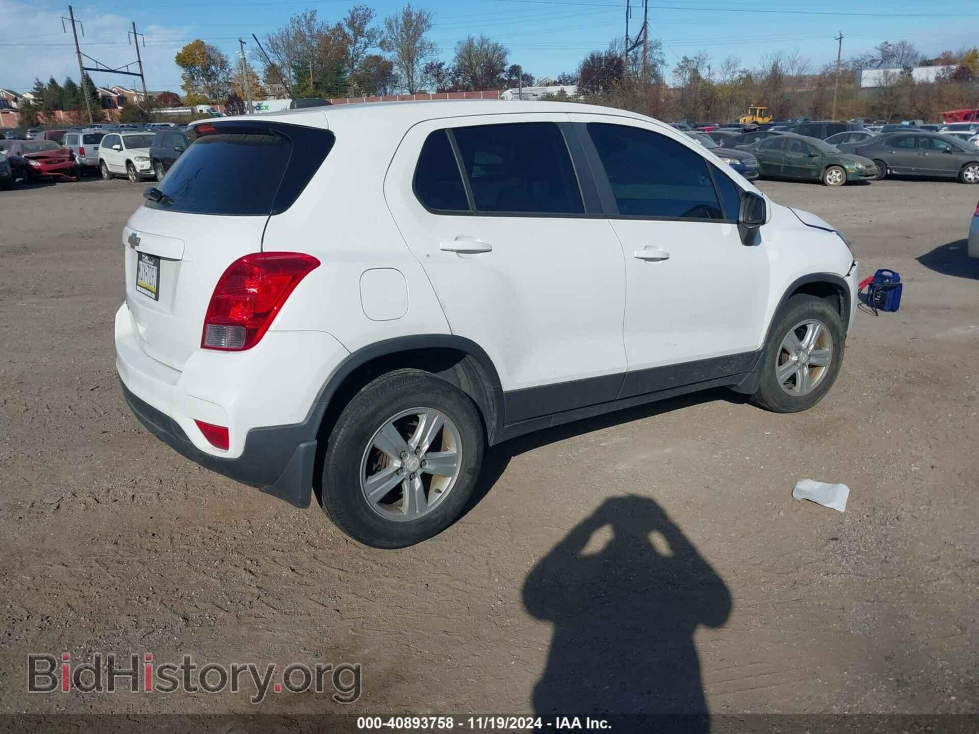 2017 CHEVROLET TRAX - VIN: 3GNCJNSB9HL269092 - Фото 4