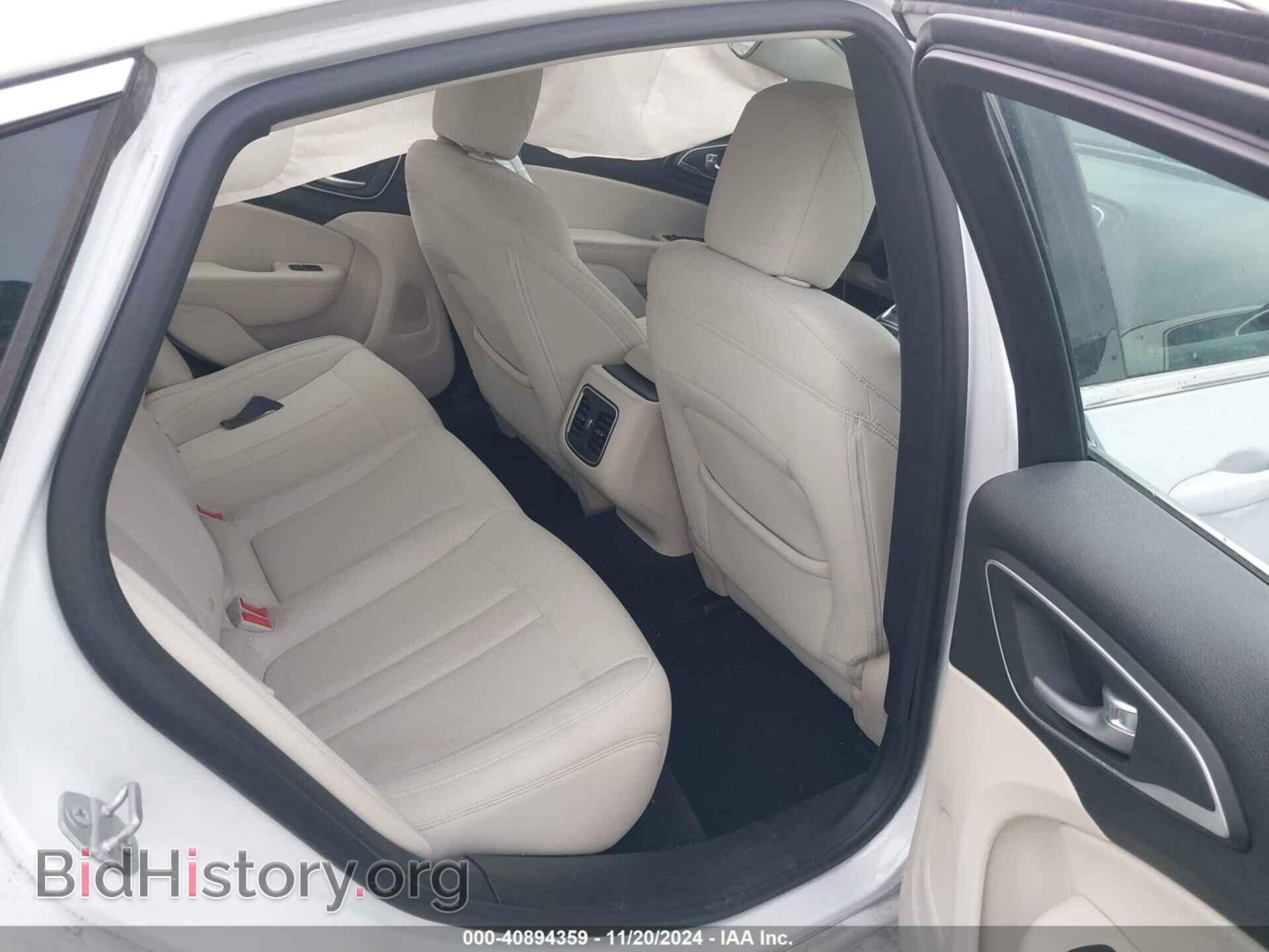 2015 CHRYSLER 200 - VIN: 1C3CCCAB3FN563551 - Фото 8