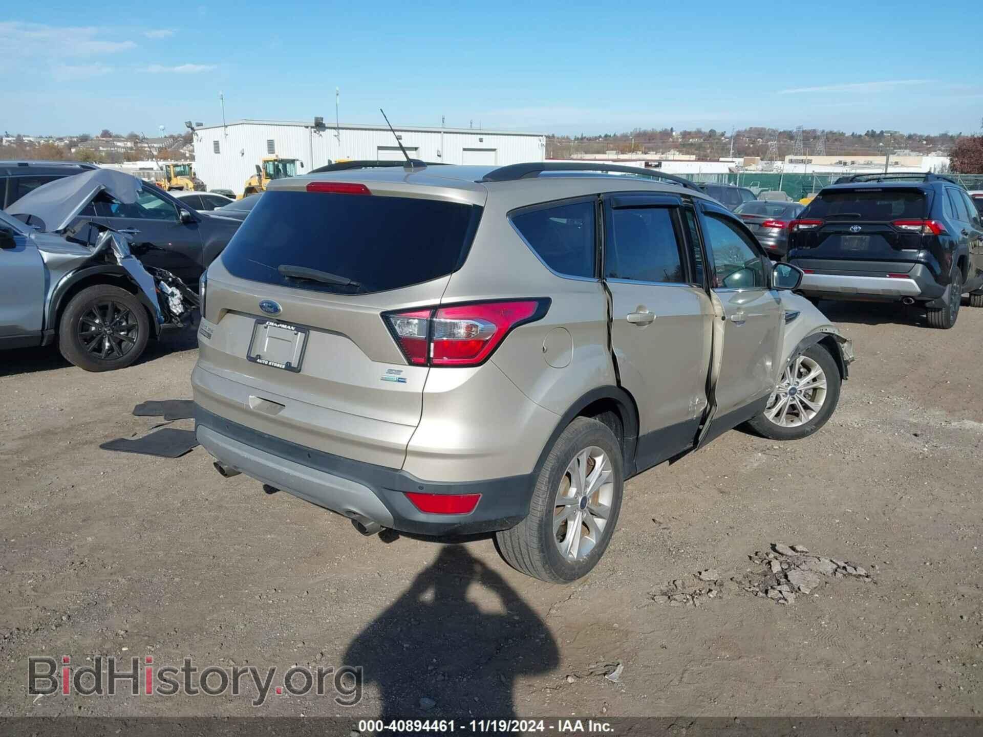2017 FORD ESCAPE - VIN: 1FMCU9GD9HUE00220 - Фото 4