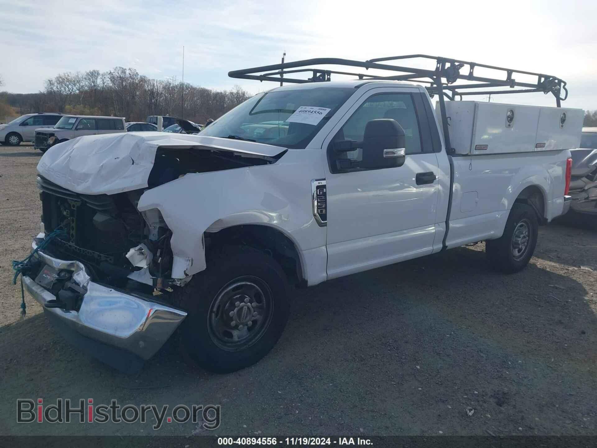 2017 FORD F-250 - VIN: 1FTBF2A69HEF07628 - Фото 2