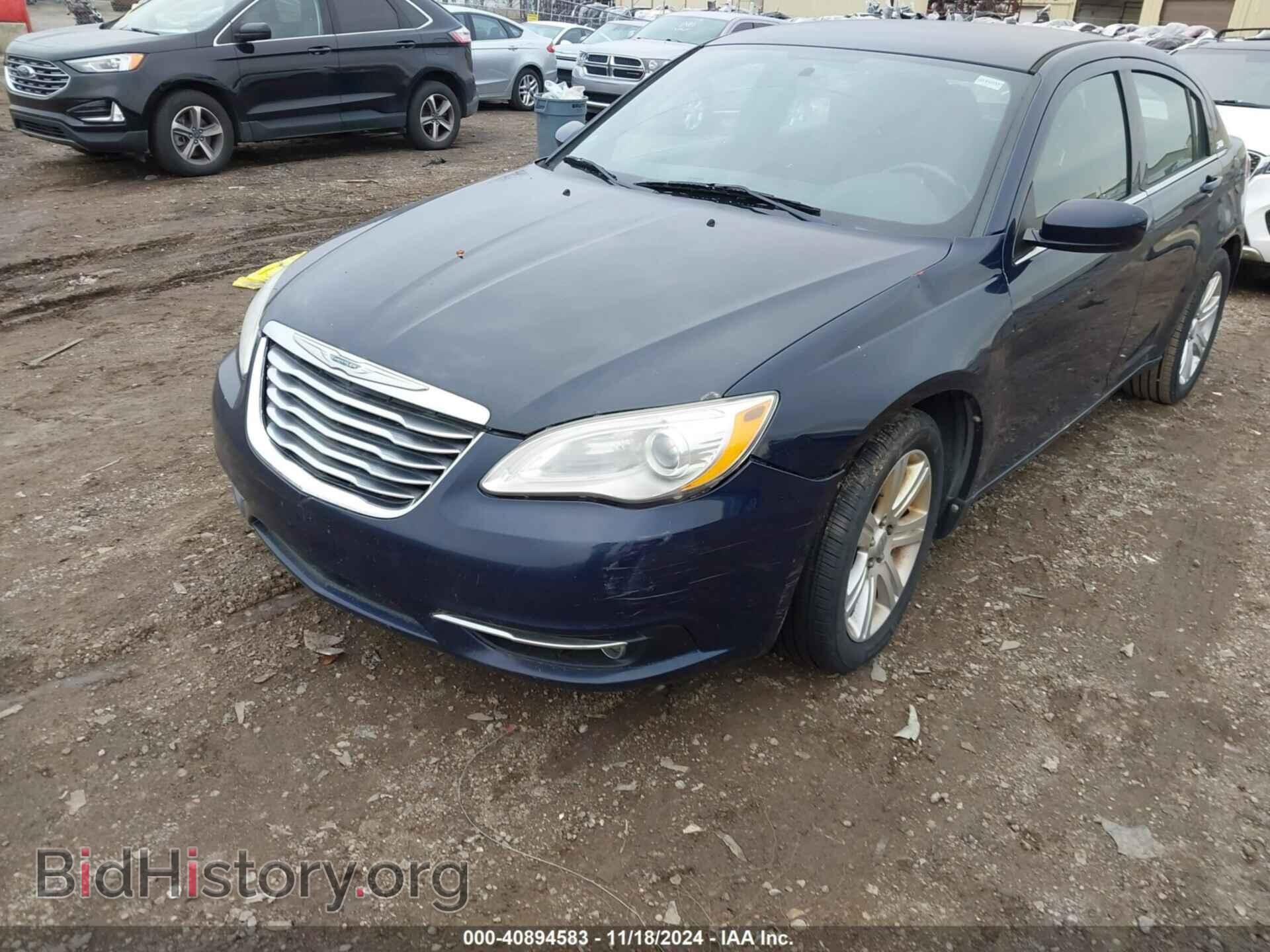 2013 CHRYSLER 200 - VIN: 1C3CCBBB9DN758625 - Фото 2