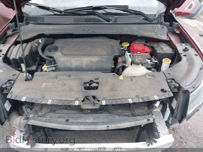 2020 Jeep COMPASS (VIN 3C4NJDCB3LT255370) — фото 10 из 17