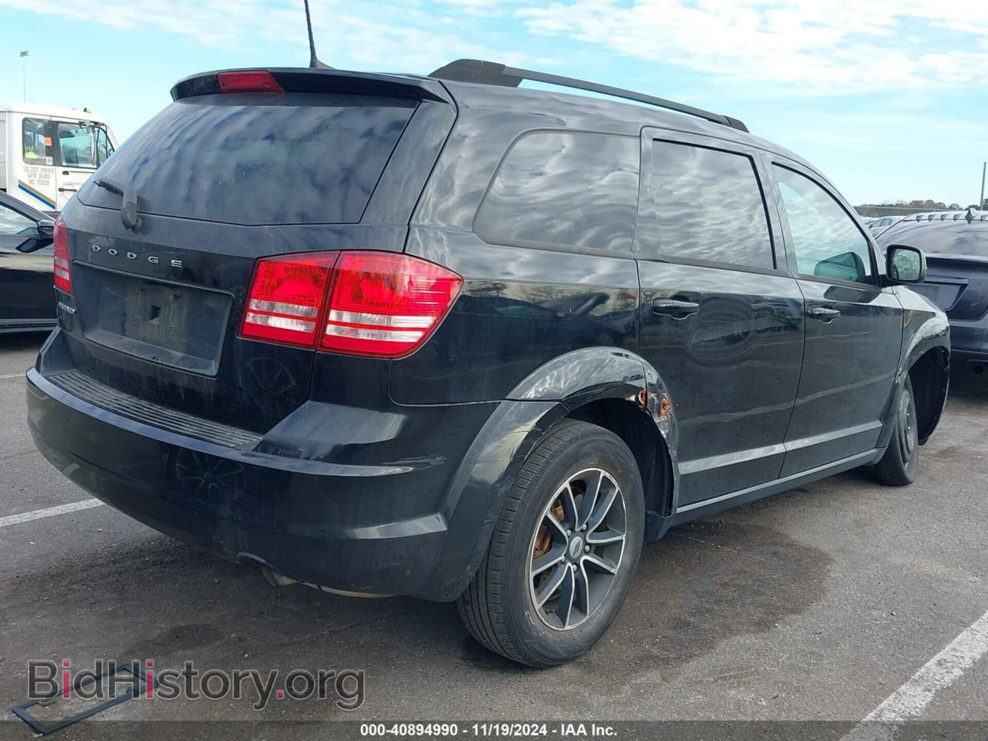 2018 DODGE JOURNEY - VIN: 3C4PDCAB3JT517656 - Фото 4