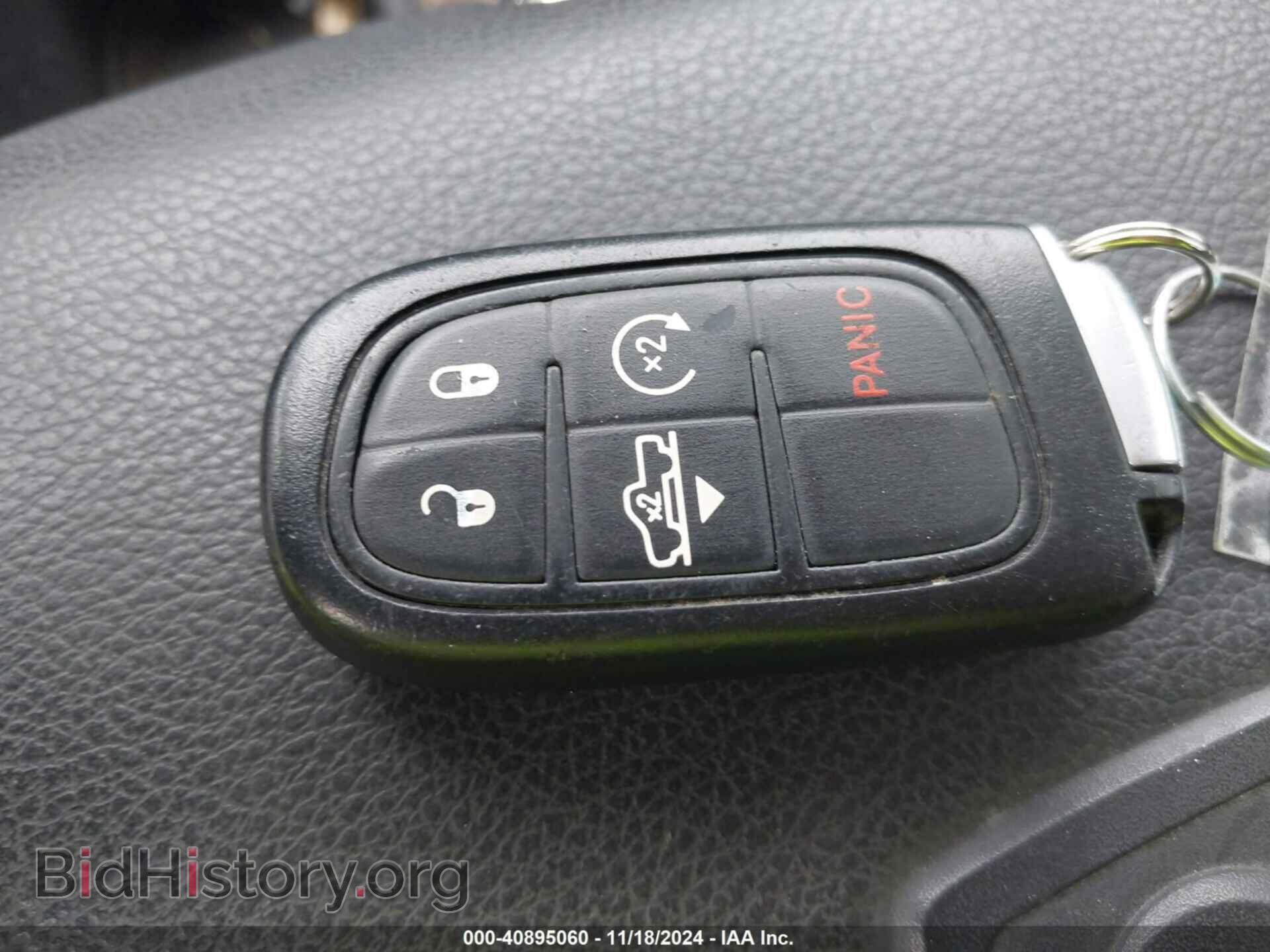 2017 RAM 1500 - VIN: 1C6RR7UTXHS508655 - Фото 11