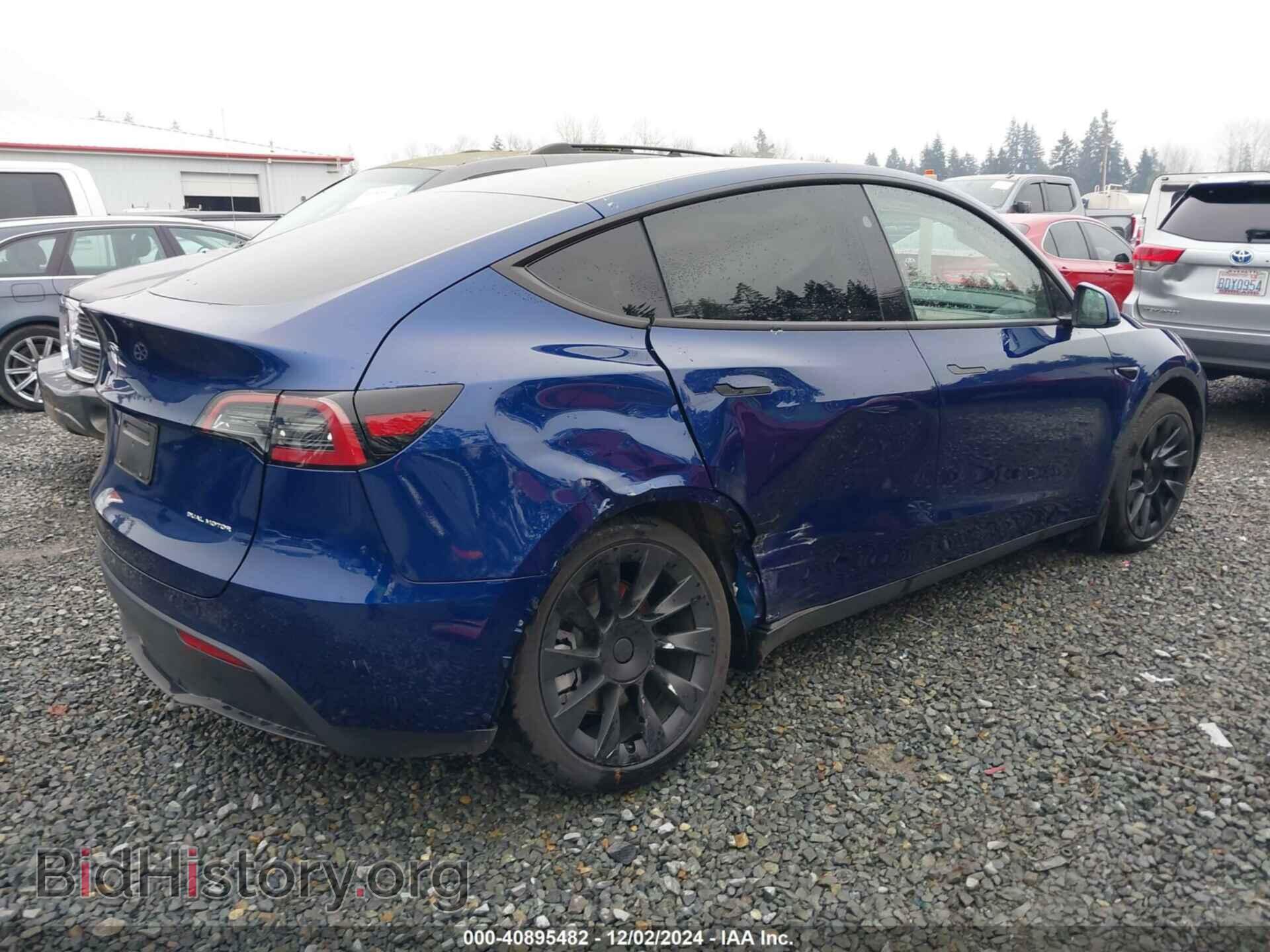 2024 TESLA MODEL Y - VIN: 7SAYGDEE9RF066607 - Photo 4