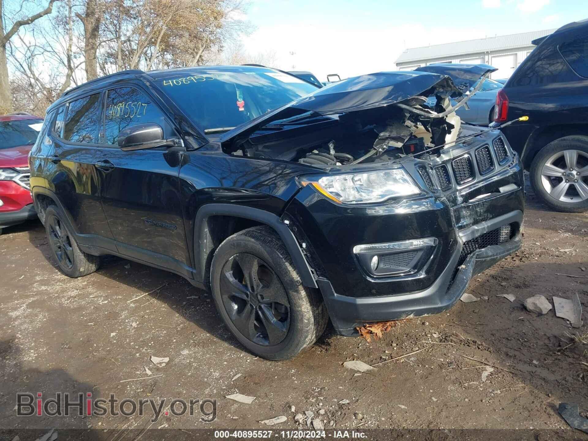 Photo 3C4NJDBB6LT165566 - JEEP COMPASS 2020