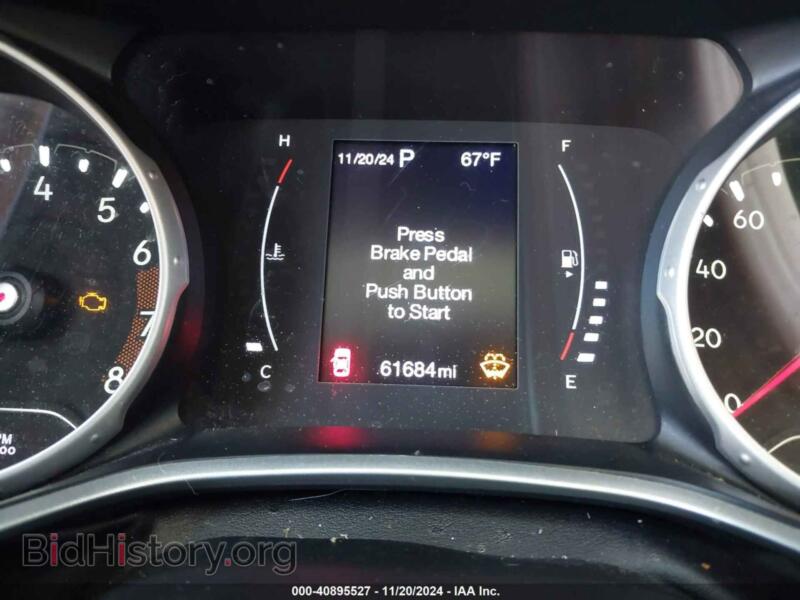 2020 Jeep COMPASS (VIN 3C4NJDBB6LT165566) — photo 15 of 16