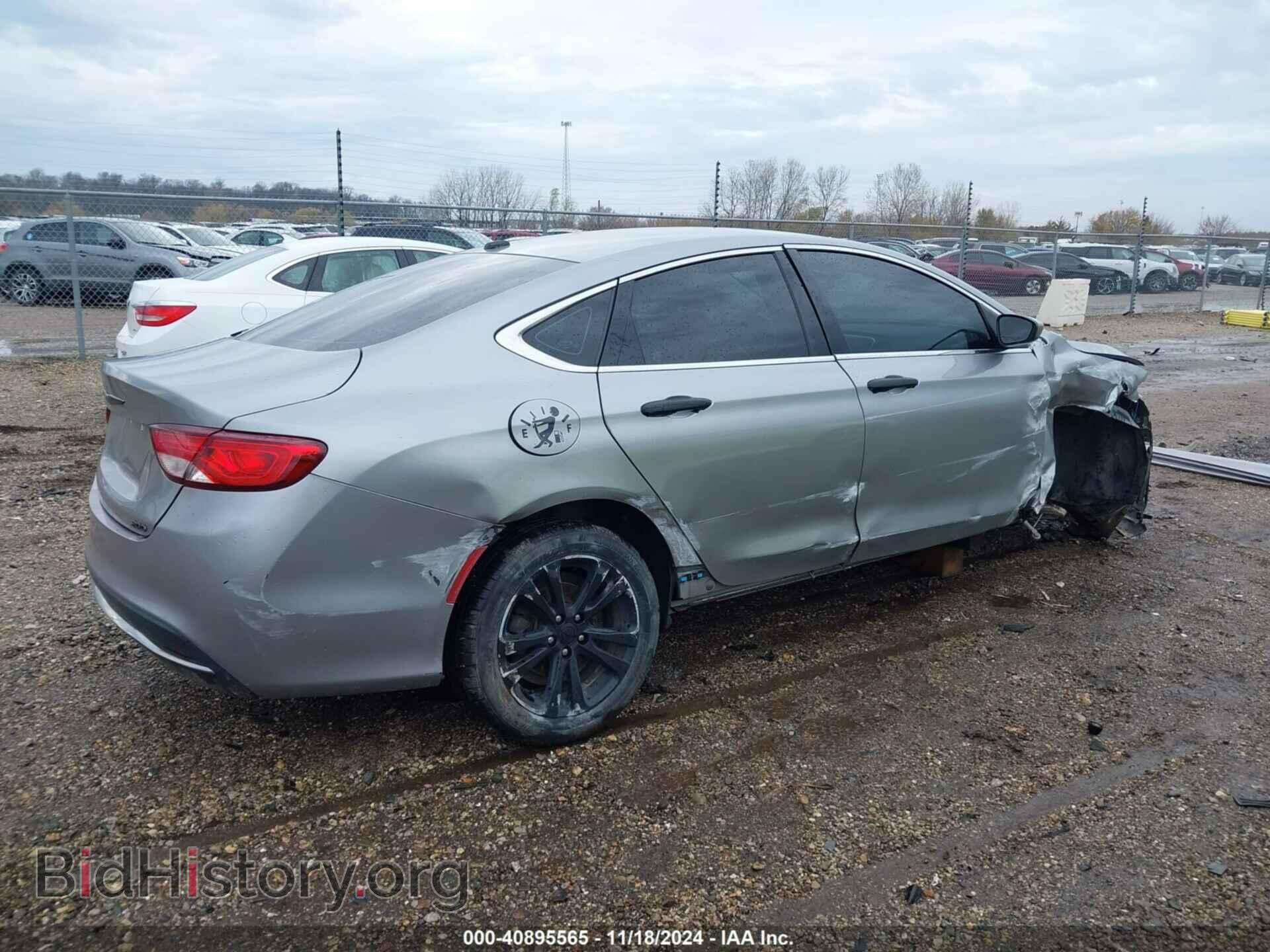 2015 CHRYSLER 200 - VIN: 1C3CCCAB9FN758067 - Photo 4